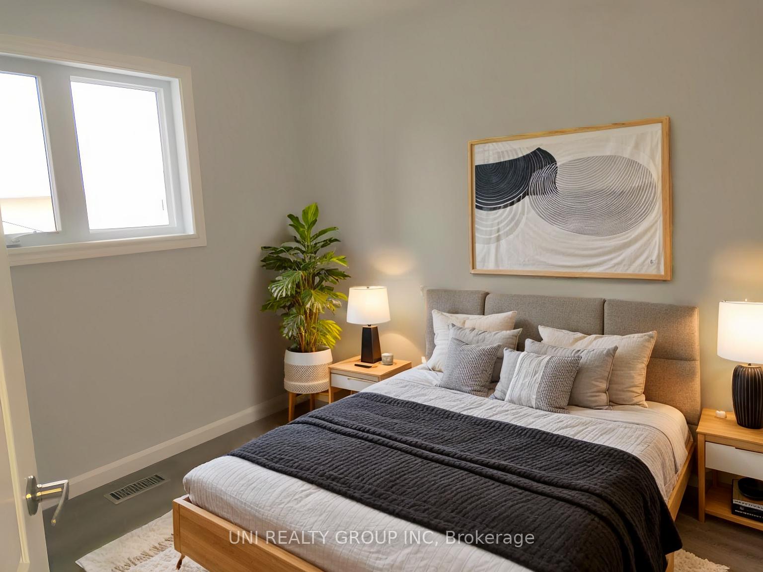Photo 13 of 25 Gowrie Drive, Ottawa, Kanata - Glencairn/Hazeldean — HOMEH