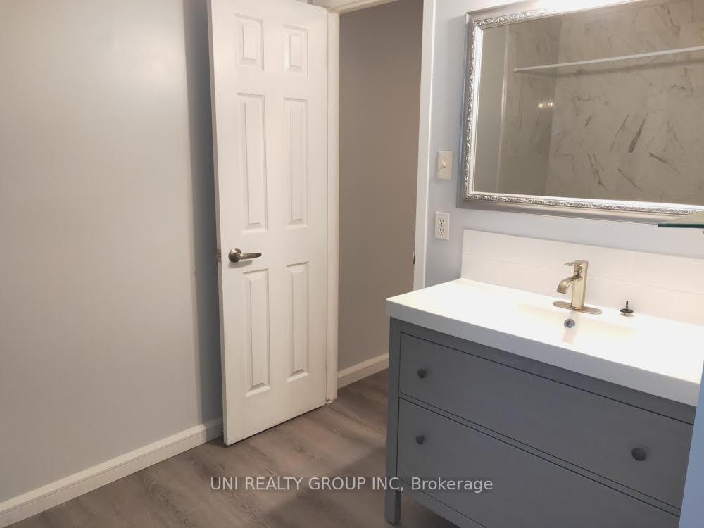Photo 17 of 25 Gowrie Drive, Ottawa, Kanata - Glencairn/Hazeldean — HOMEH