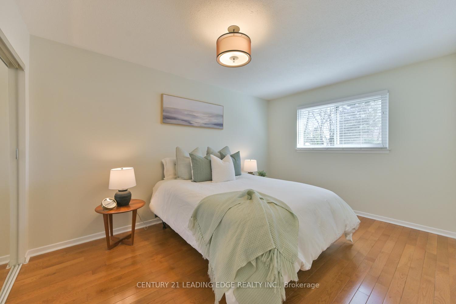 Photo 17 of 92 Donnamora Crescent, Markham, German Mills — HOMEH