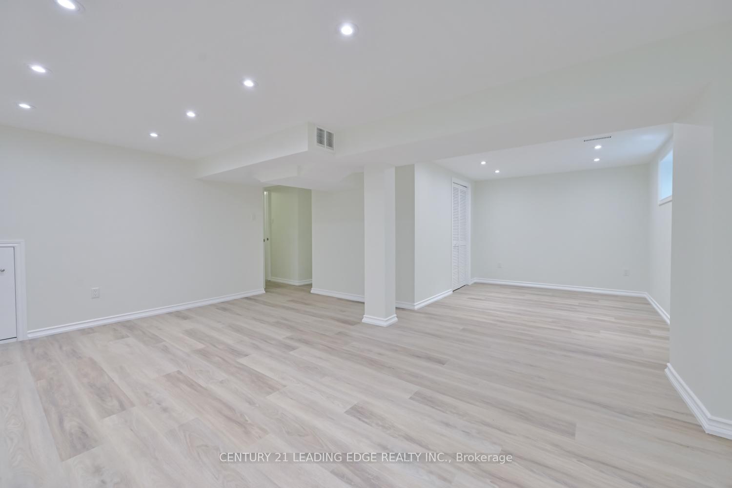 Photo 25 of 92 Donnamora Crescent, Markham, German Mills — HOMEH