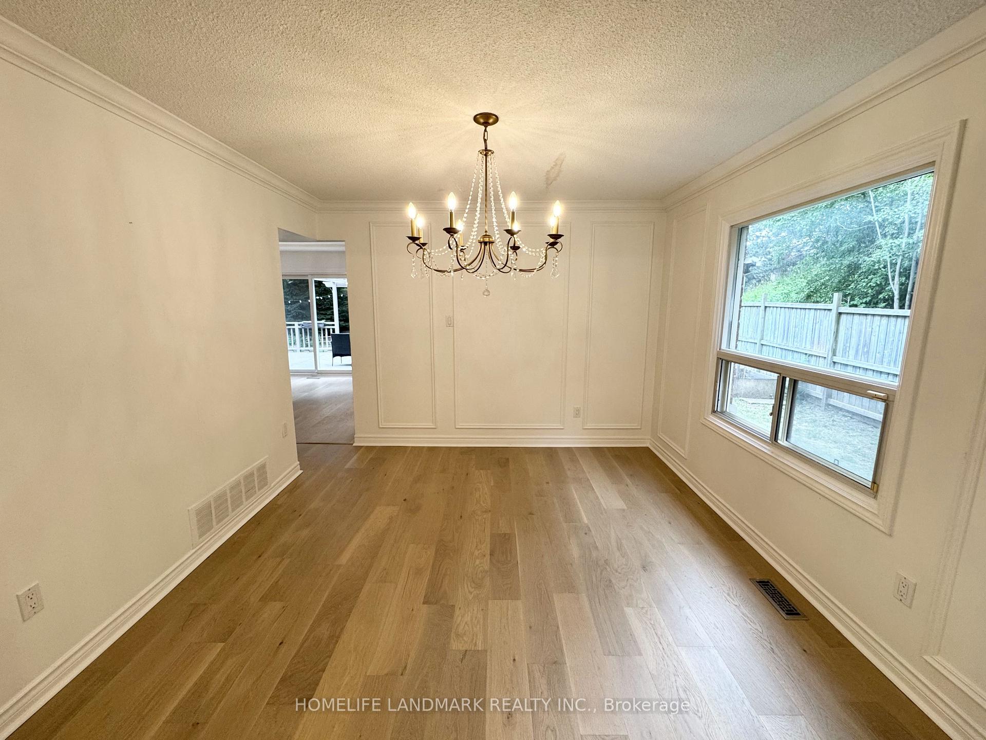 Photo 8 of 144 Lyndhurst Drive, Markham, Thornlea — HOMEH