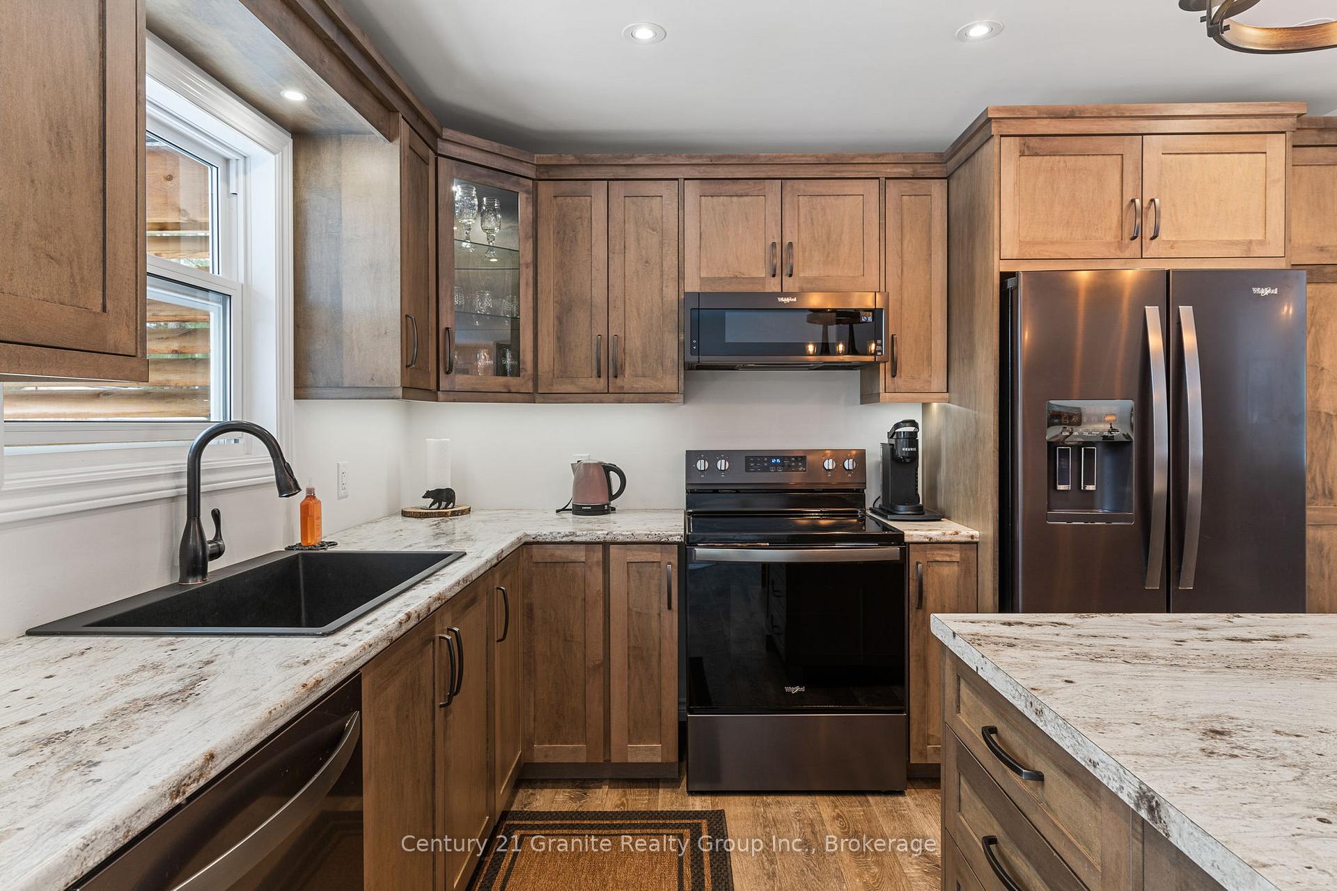 Photo 11 of 460 Bobcaygeon Road, Minden Hills, Anson — HOMEH