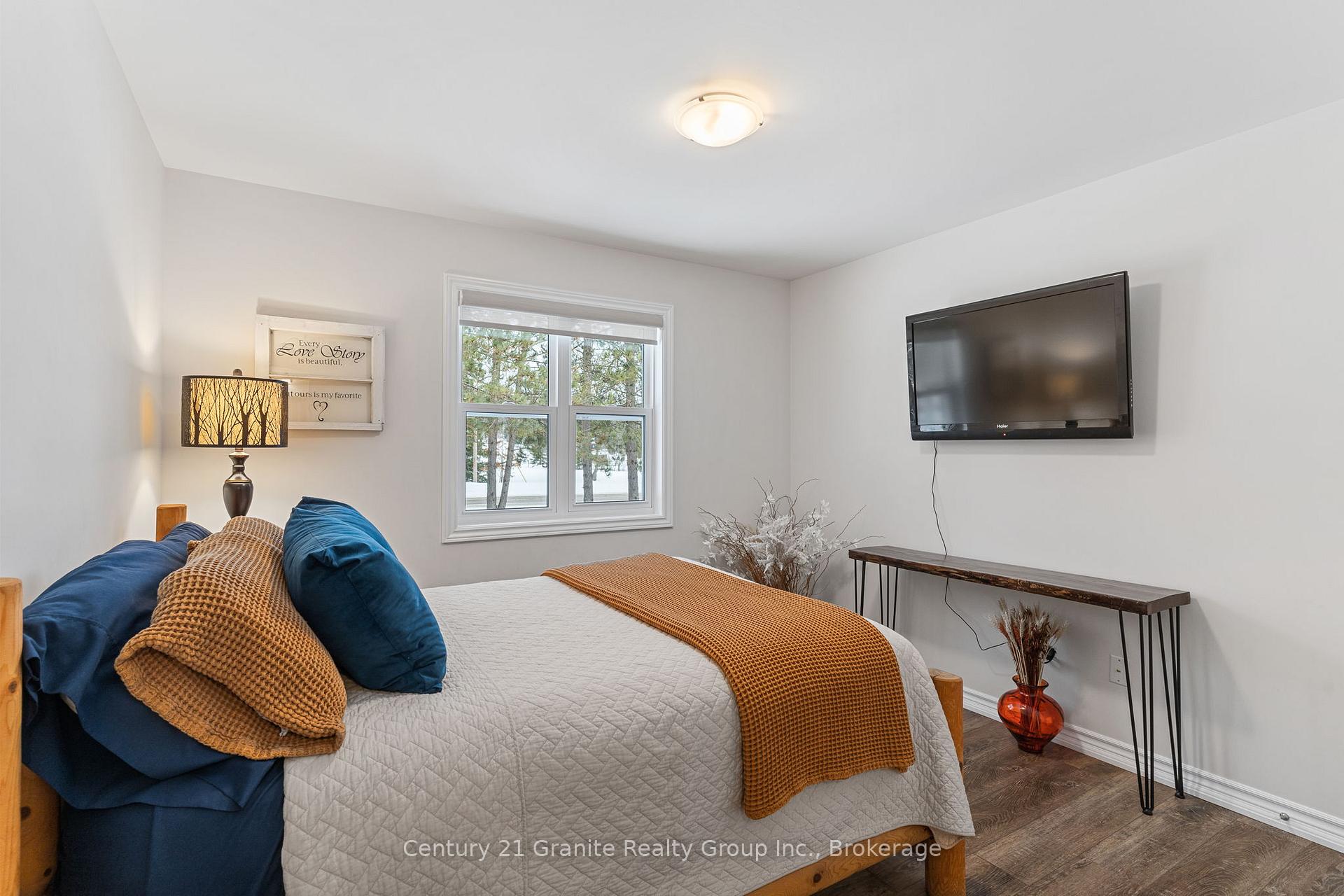 Photo 18 of 460 Bobcaygeon Road, Minden Hills, Anson — HOMEH