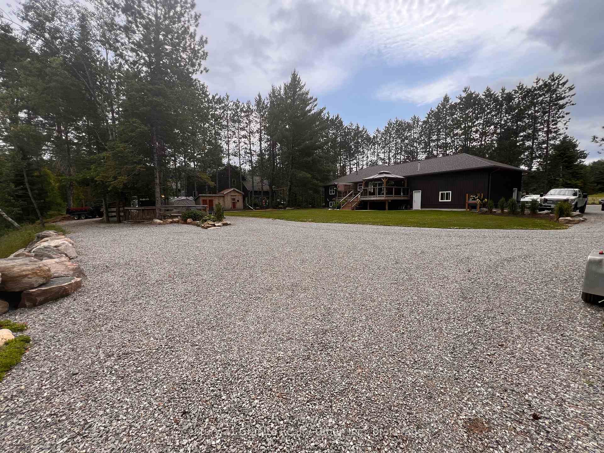 Photo 38 of 460 Bobcaygeon Road, Minden Hills, Anson — HOMEH