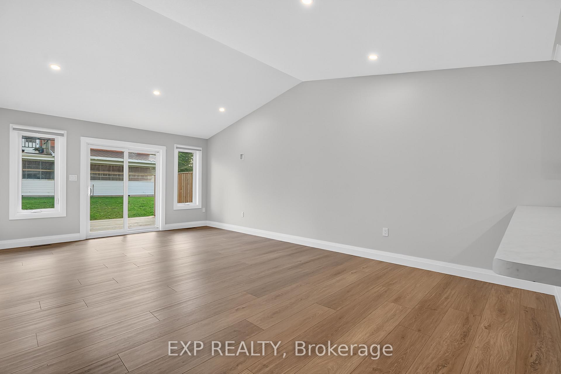 Photo 8 of 166 Webb Street, Minto — HOMEH