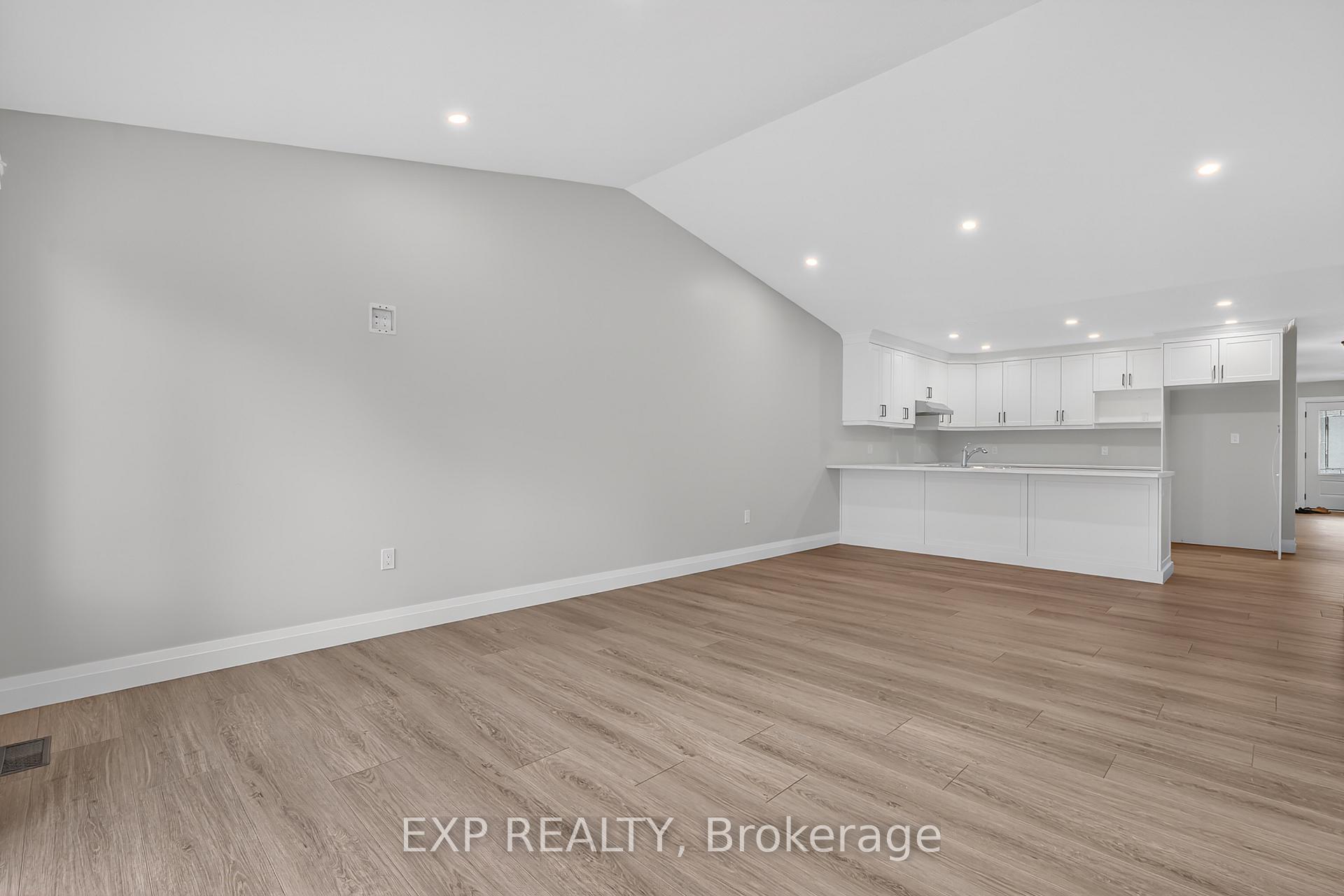Photo 11 of 166 Webb Street, Minto — HOMEH
