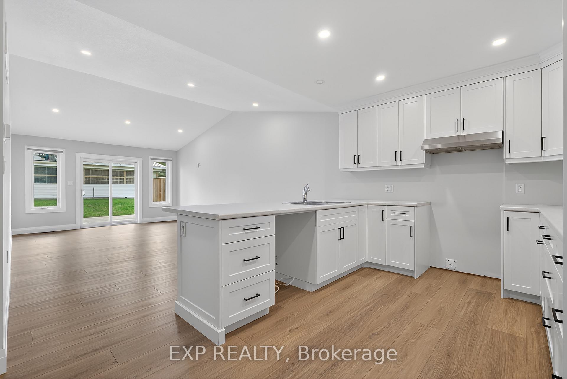 Photo 15 of 166 Webb Street, Minto — HOMEH