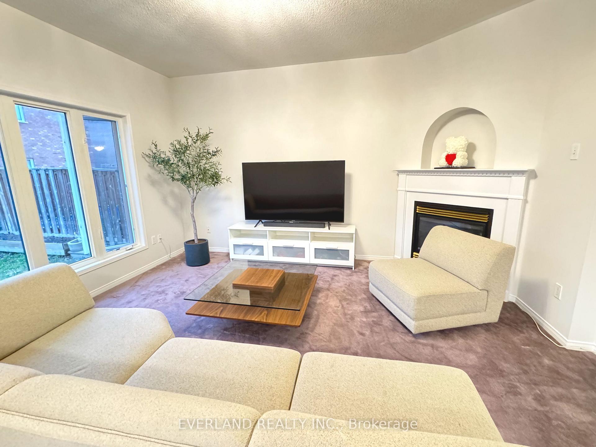 Photo 2 of 25 Saffron Street, Markham, Greensborough — HOMEH