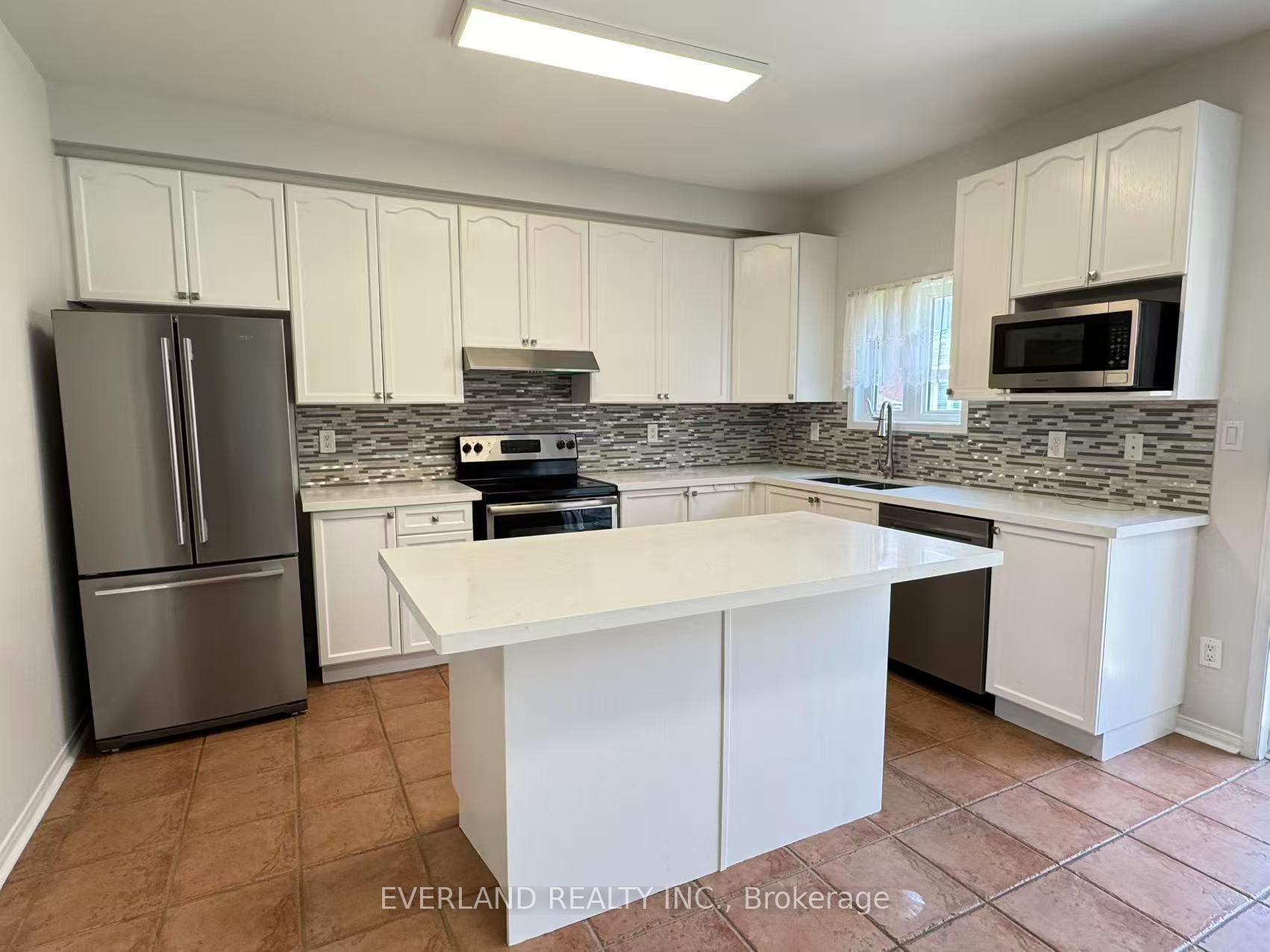 Photo 5 of 25 Saffron Street, Markham, Greensborough — HOMEH