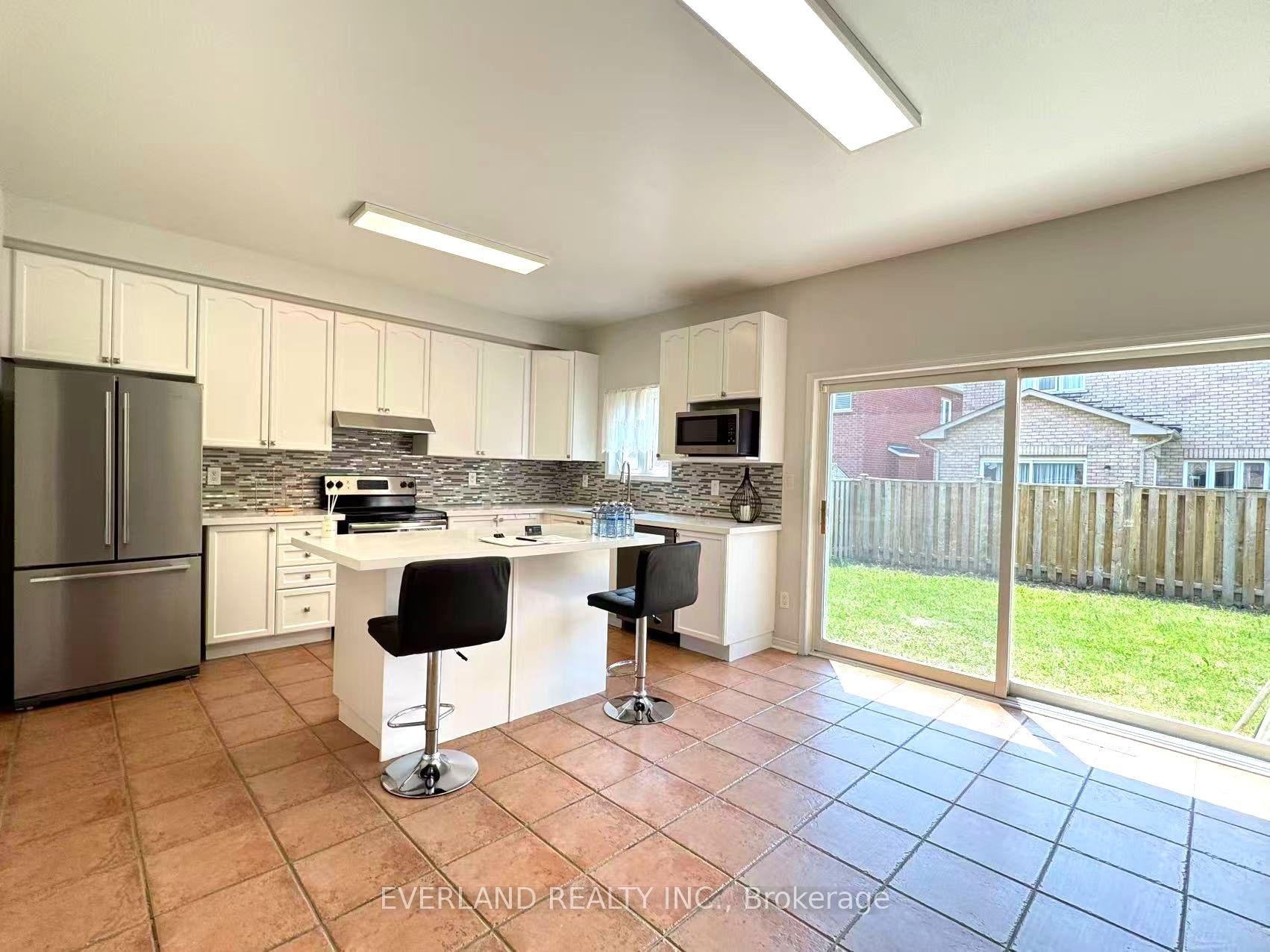 Photo 6 of 25 Saffron Street, Markham, Greensborough — HOMEH