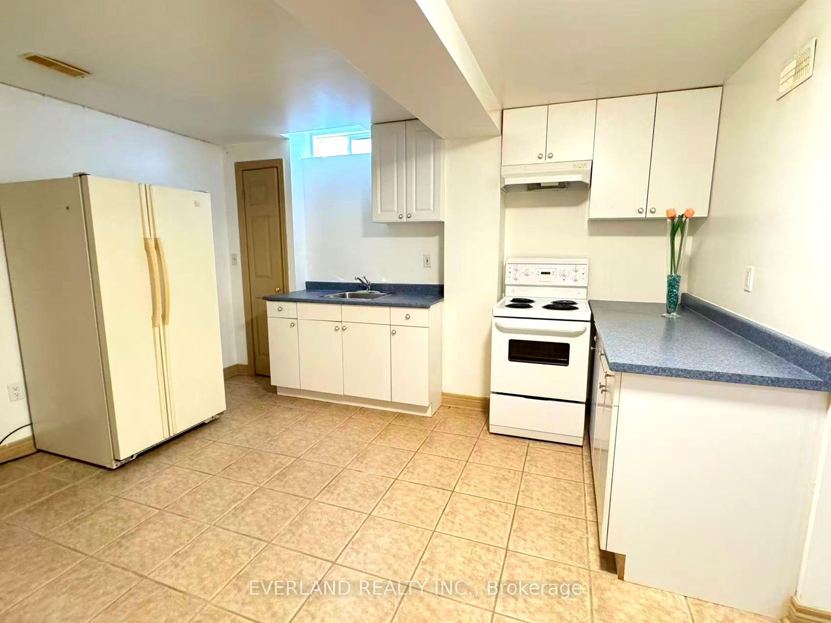 Photo 23 of 25 Saffron Street, Markham, Greensborough — HOMEH