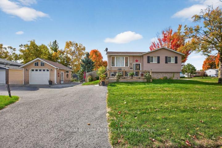 Photo 2 of 253 Lescaut Road, Midland — HOMEH