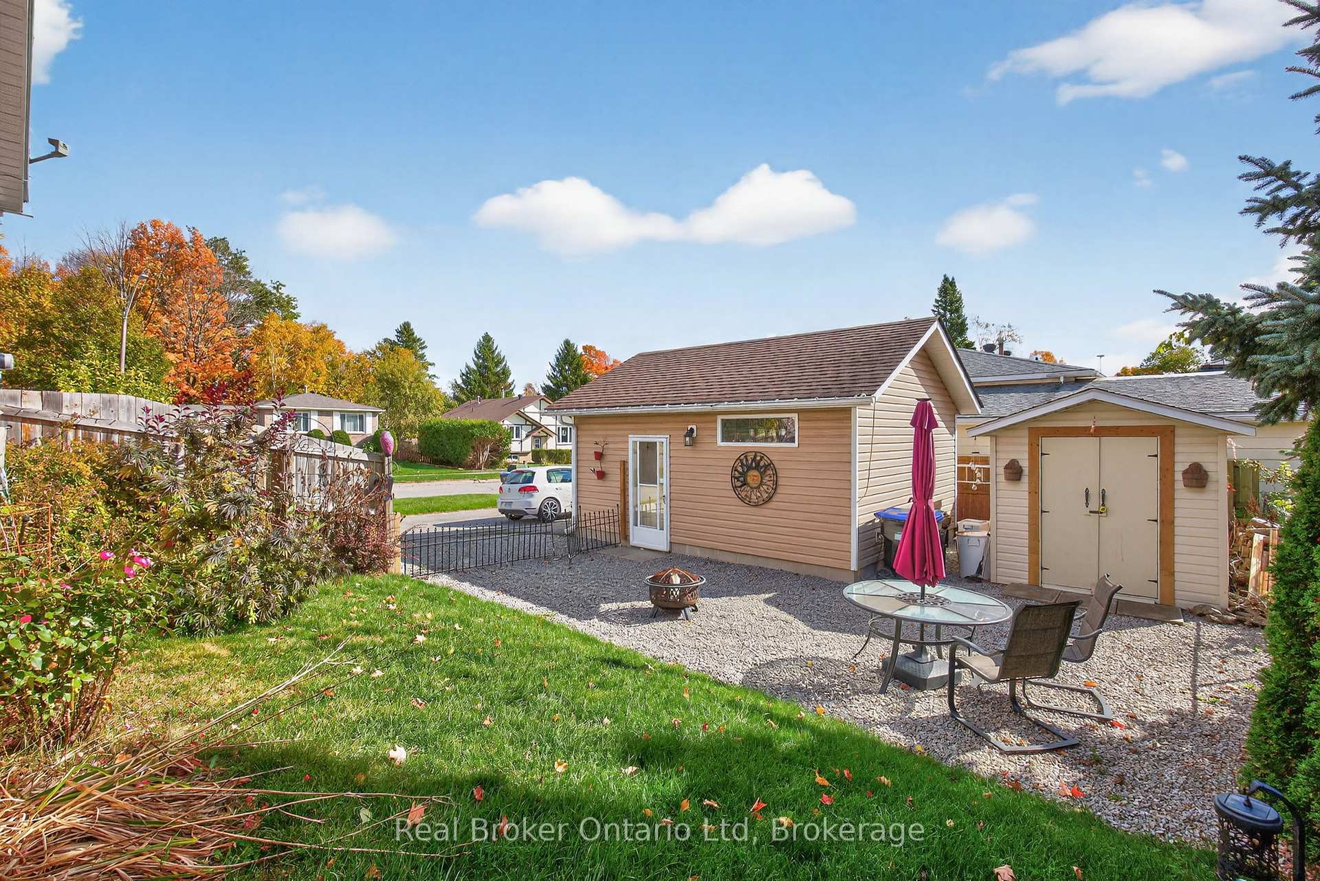 Photo 9 of 253 Lescaut Road, Midland — HOMEH