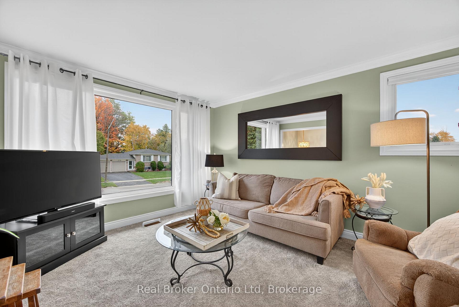 Photo 12 of 253 Lescaut Road, Midland — HOMEH
