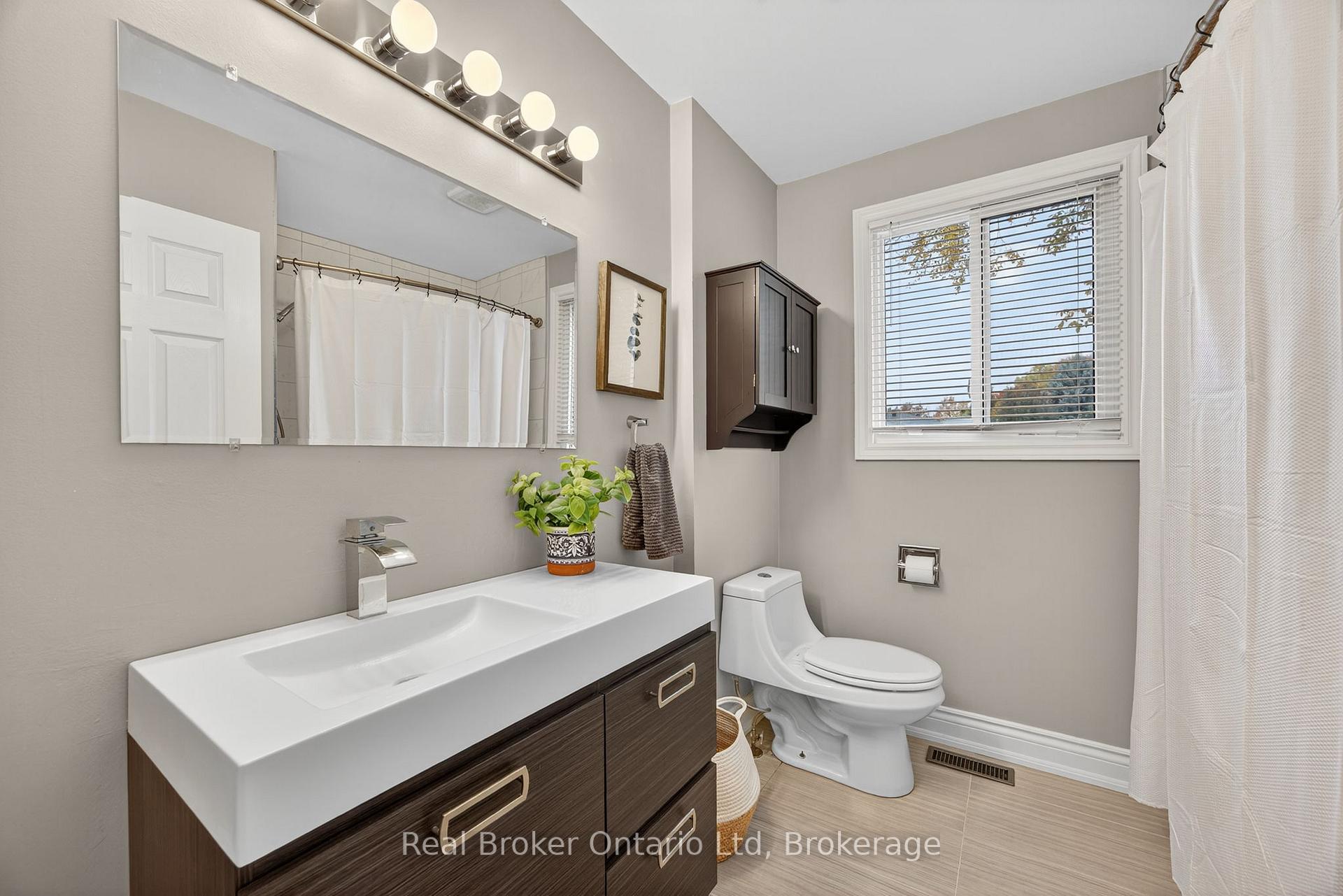 Photo 32 of 253 Lescaut Road, Midland — HOMEH