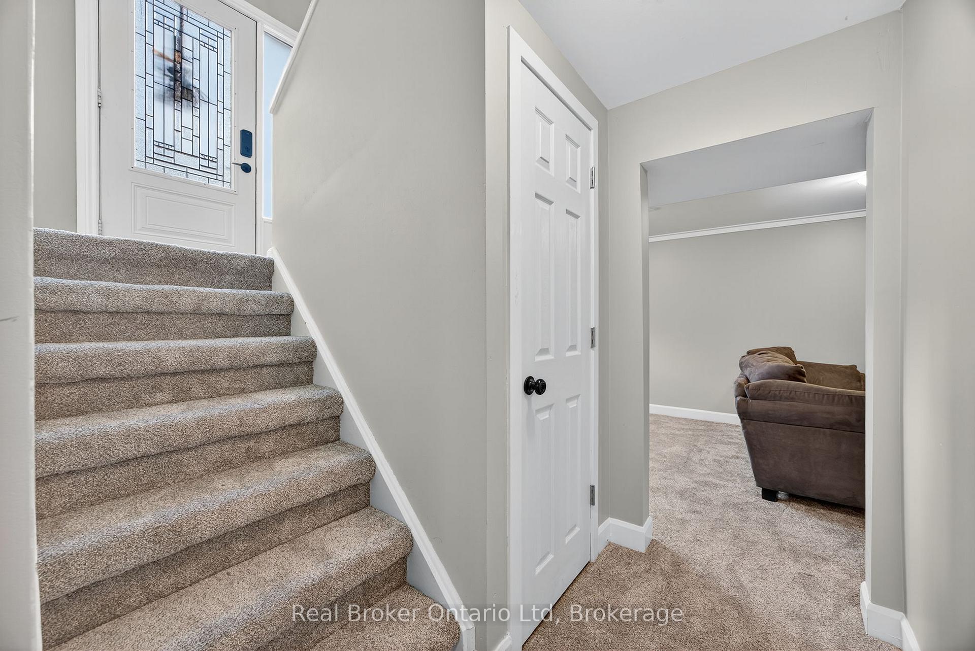 Photo 33 of 253 Lescaut Road, Midland — HOMEH