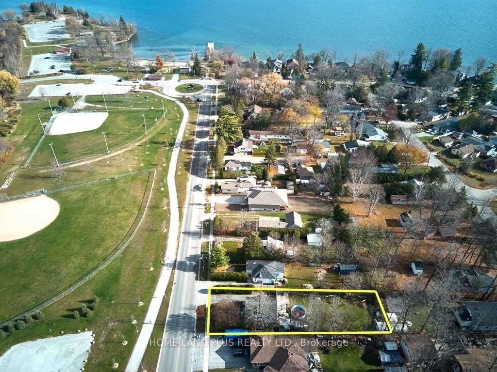 Photo 3 of 733 Innisfil Beach Road, Innisfil, Alcona — HOMEH