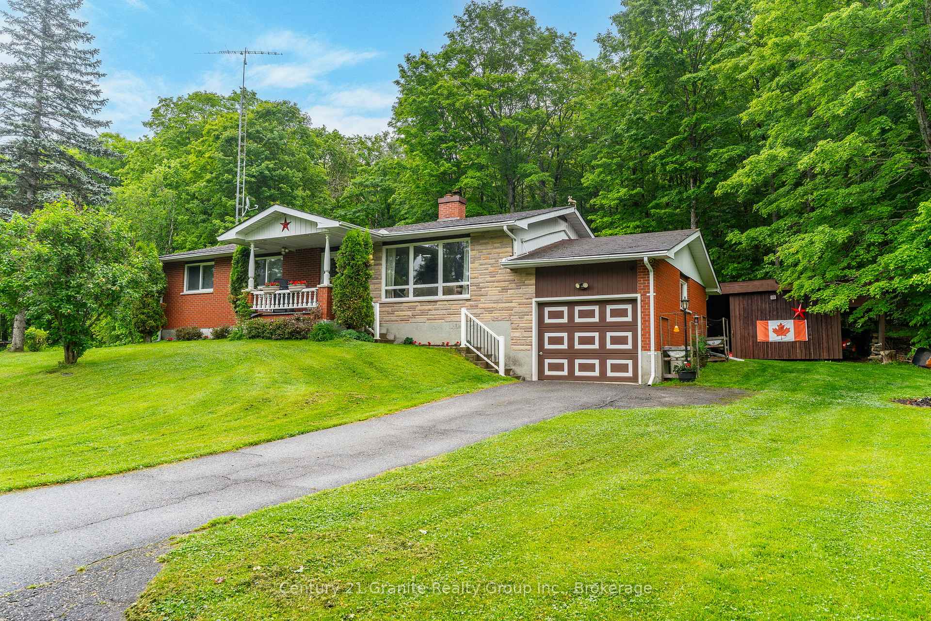 Photo 1 of 1203 Spring Valley Road, Minden Hills, Lutterworth — HOMEH