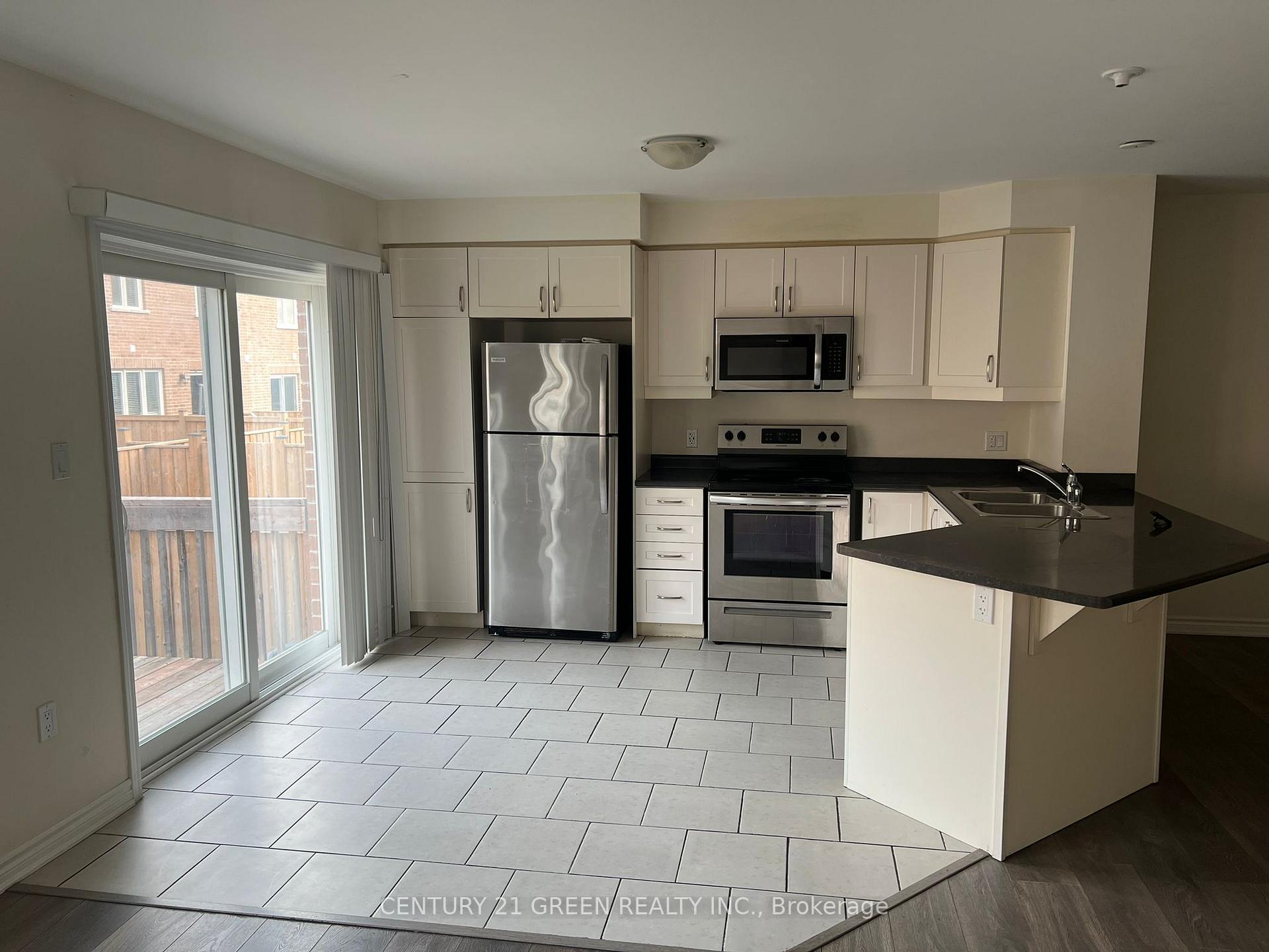 Photo 9 of 69 Reichert Court S, Milton, Willmott — HOMEH