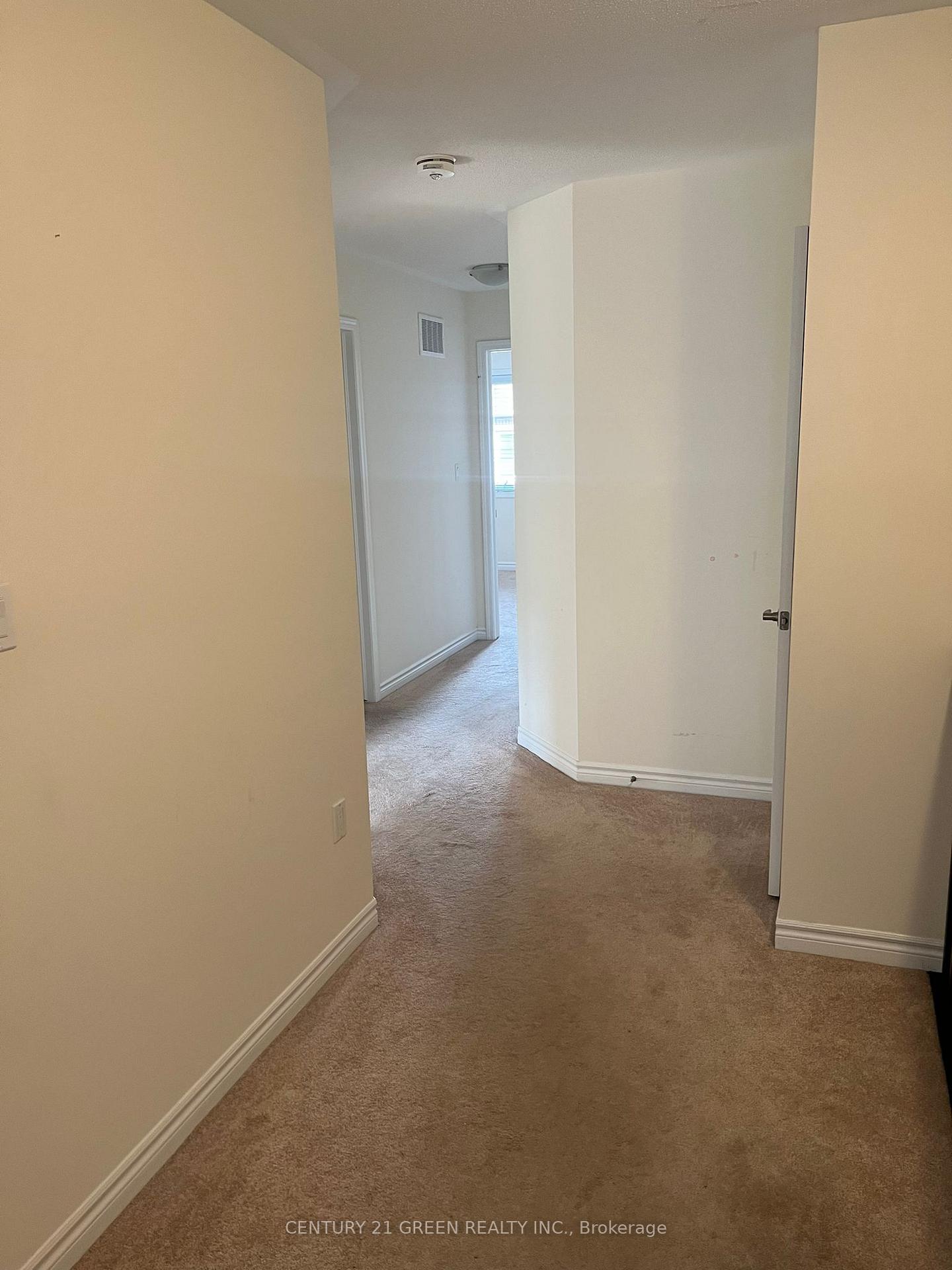 Photo 11 of 69 Reichert Court S, Milton, Willmott — HOMEH