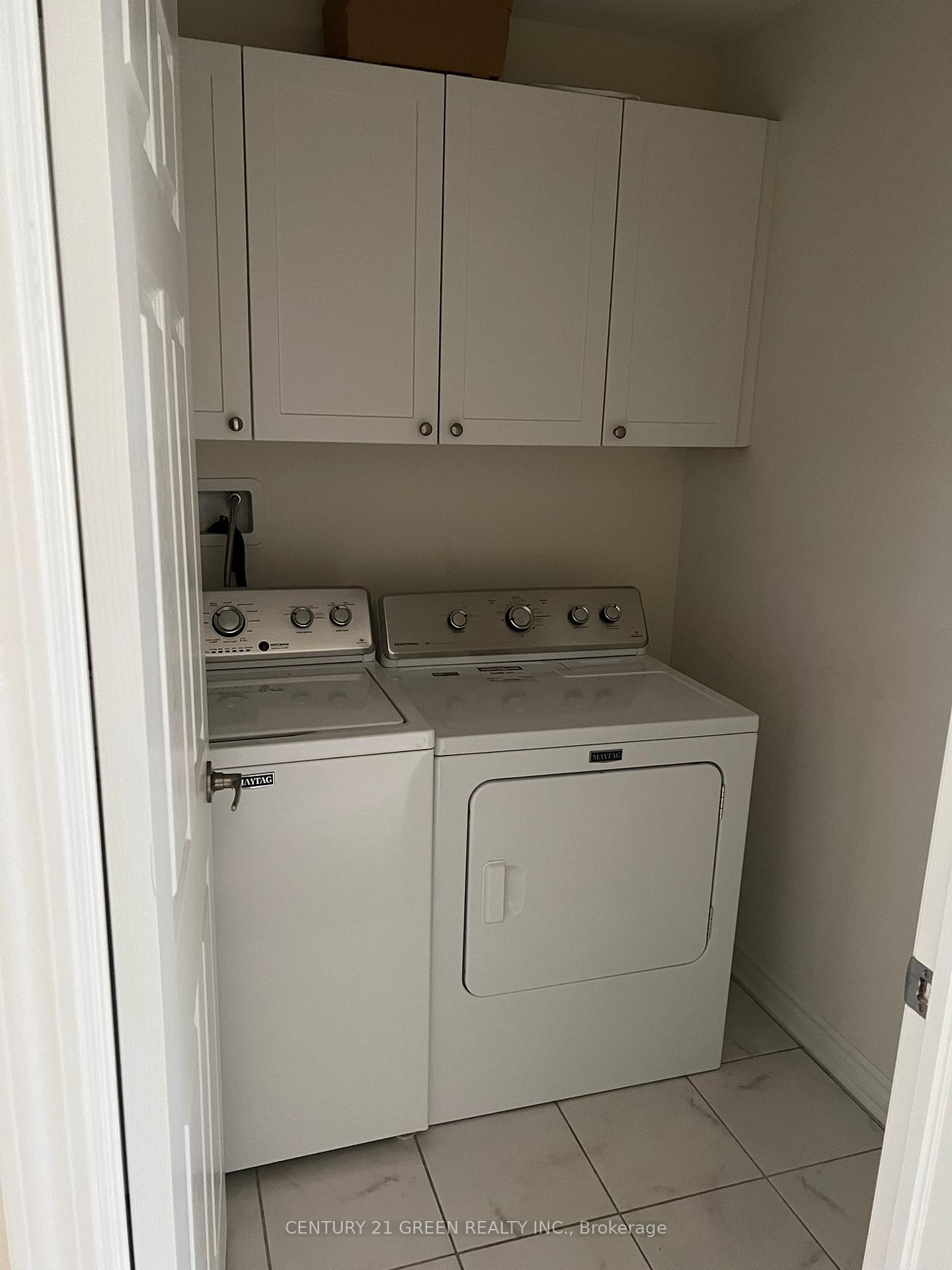 Photo 15 of 69 Reichert Court S, Milton, Willmott — HOMEH