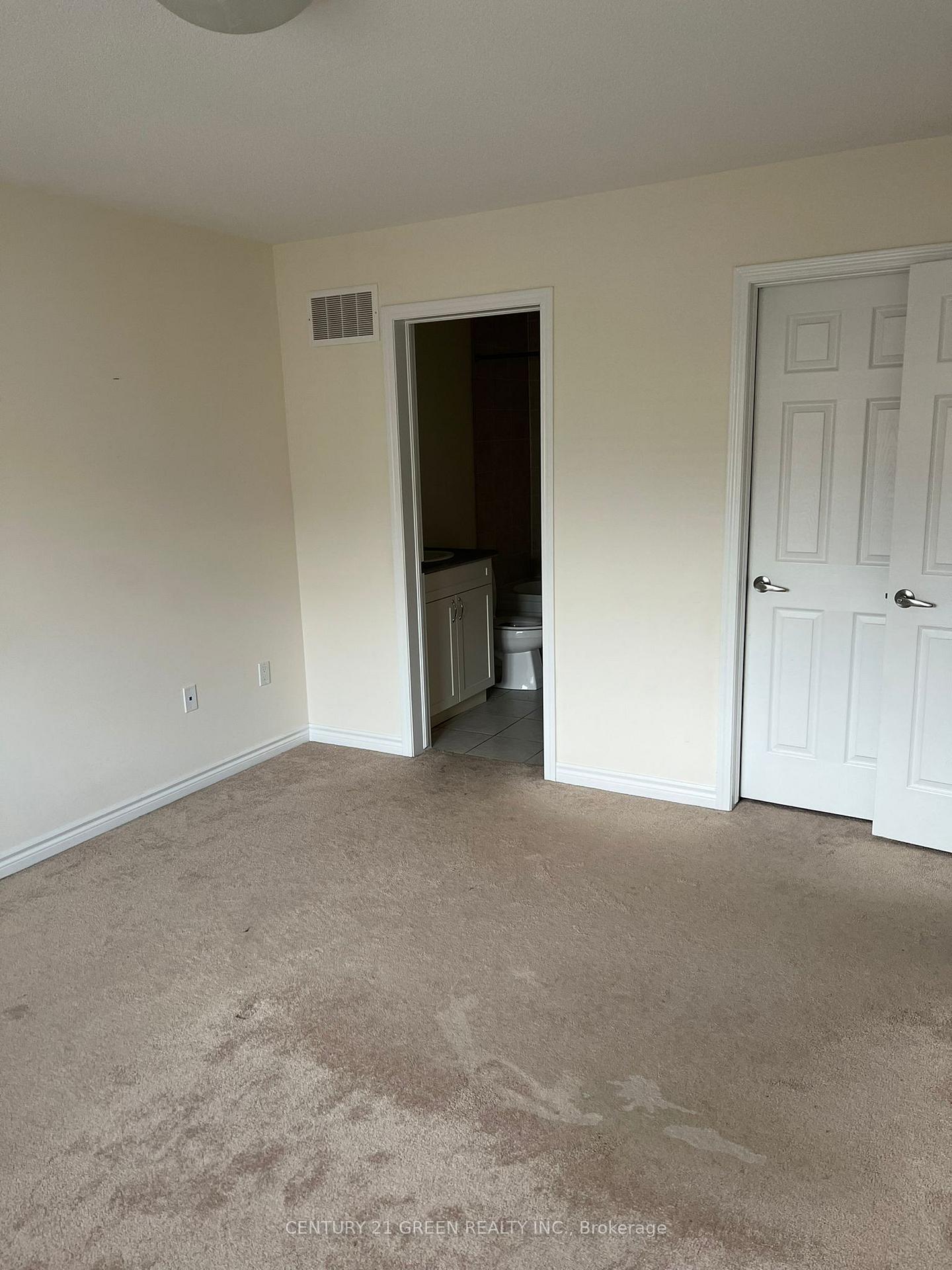 Photo 16 of 69 Reichert Court S, Milton, Willmott — HOMEH