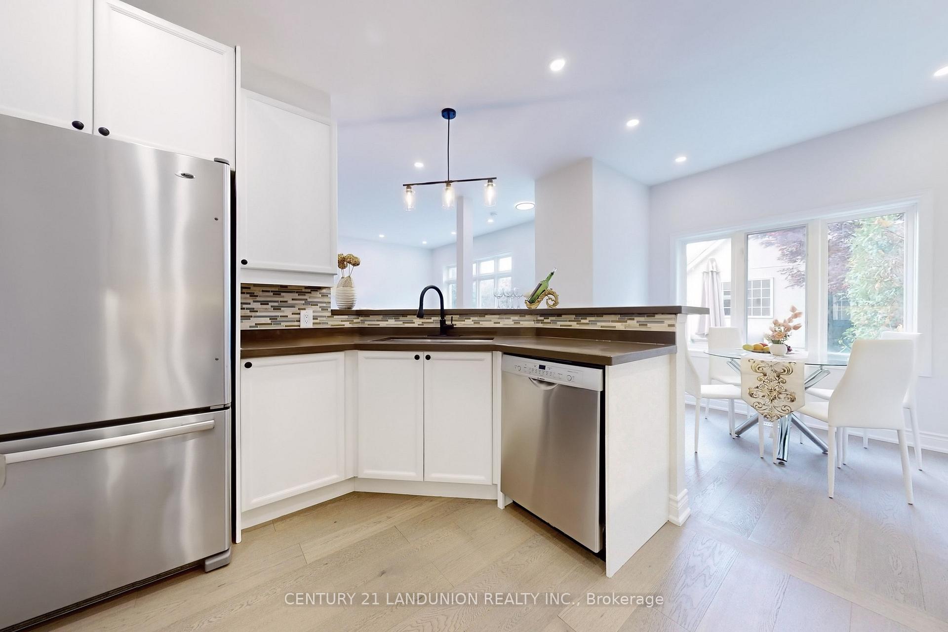 Photo 13 of 40 Port Rush Trail, Markham, Angus Glen — HOMEH