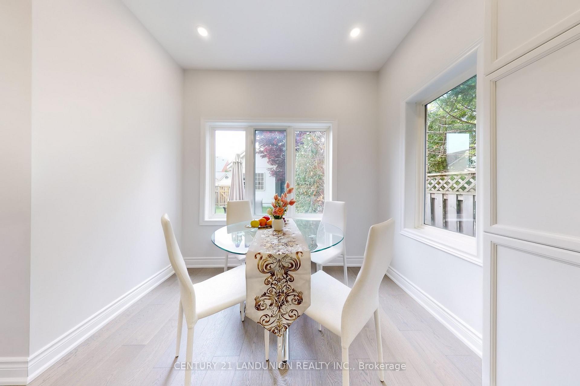Photo 15 of 40 Port Rush Trail, Markham, Angus Glen — HOMEH