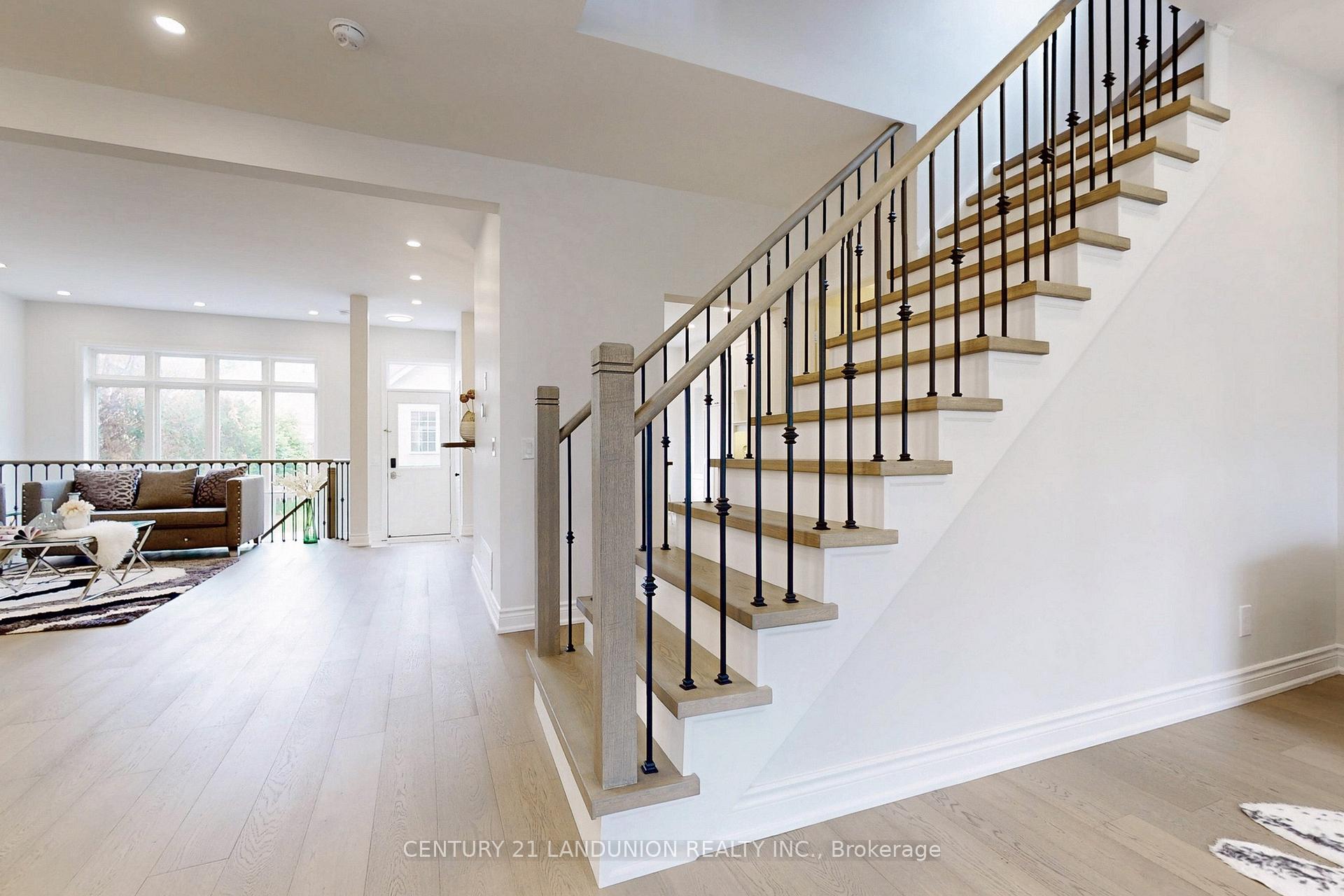 Photo 17 of 40 Port Rush Trail, Markham, Angus Glen — HOMEH