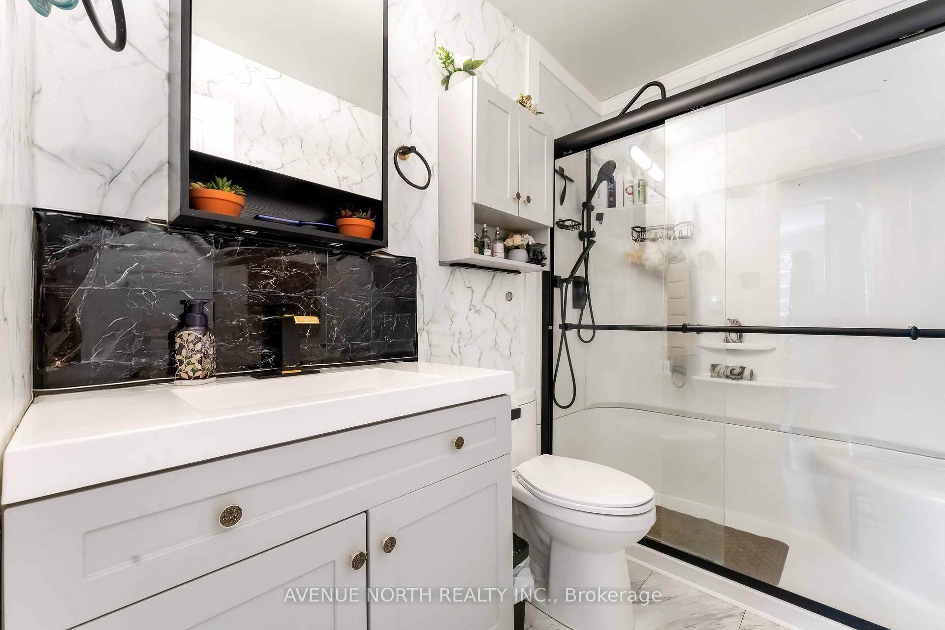 Photo 16 of 39 Ballantrae Way, Ottawa, Kanata - Glencairn/Hazeldean — HOMEH