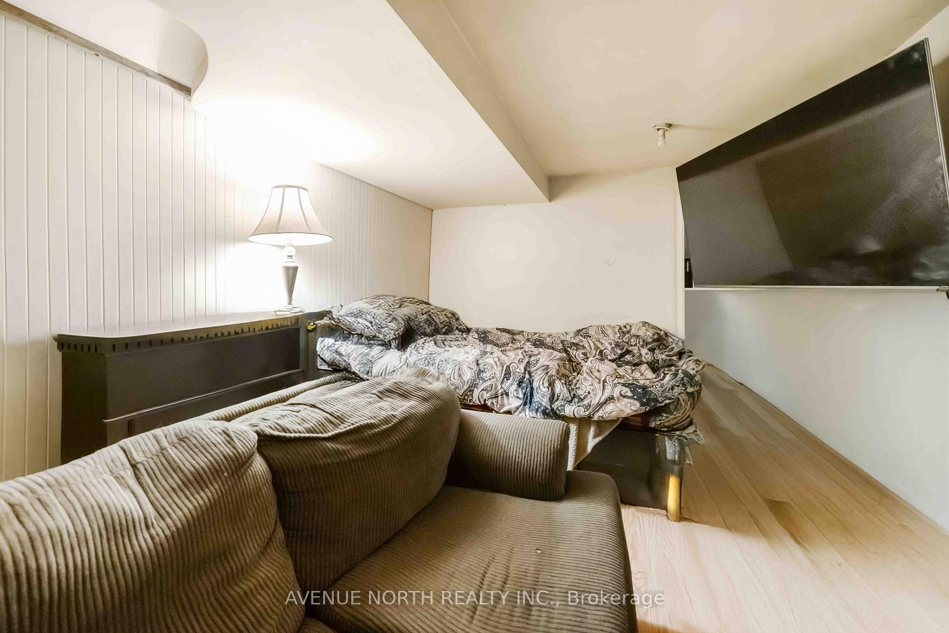 Photo 18 of 39 Ballantrae Way, Ottawa, Kanata - Glencairn/Hazeldean — HOMEH