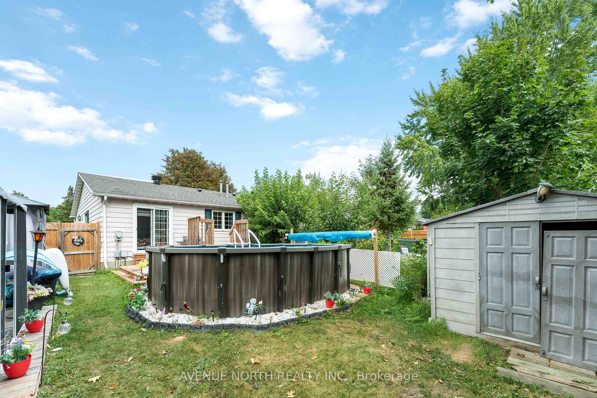 Photo 24 of 39 Ballantrae Way, Ottawa, Kanata - Glencairn/Hazeldean — HOMEH