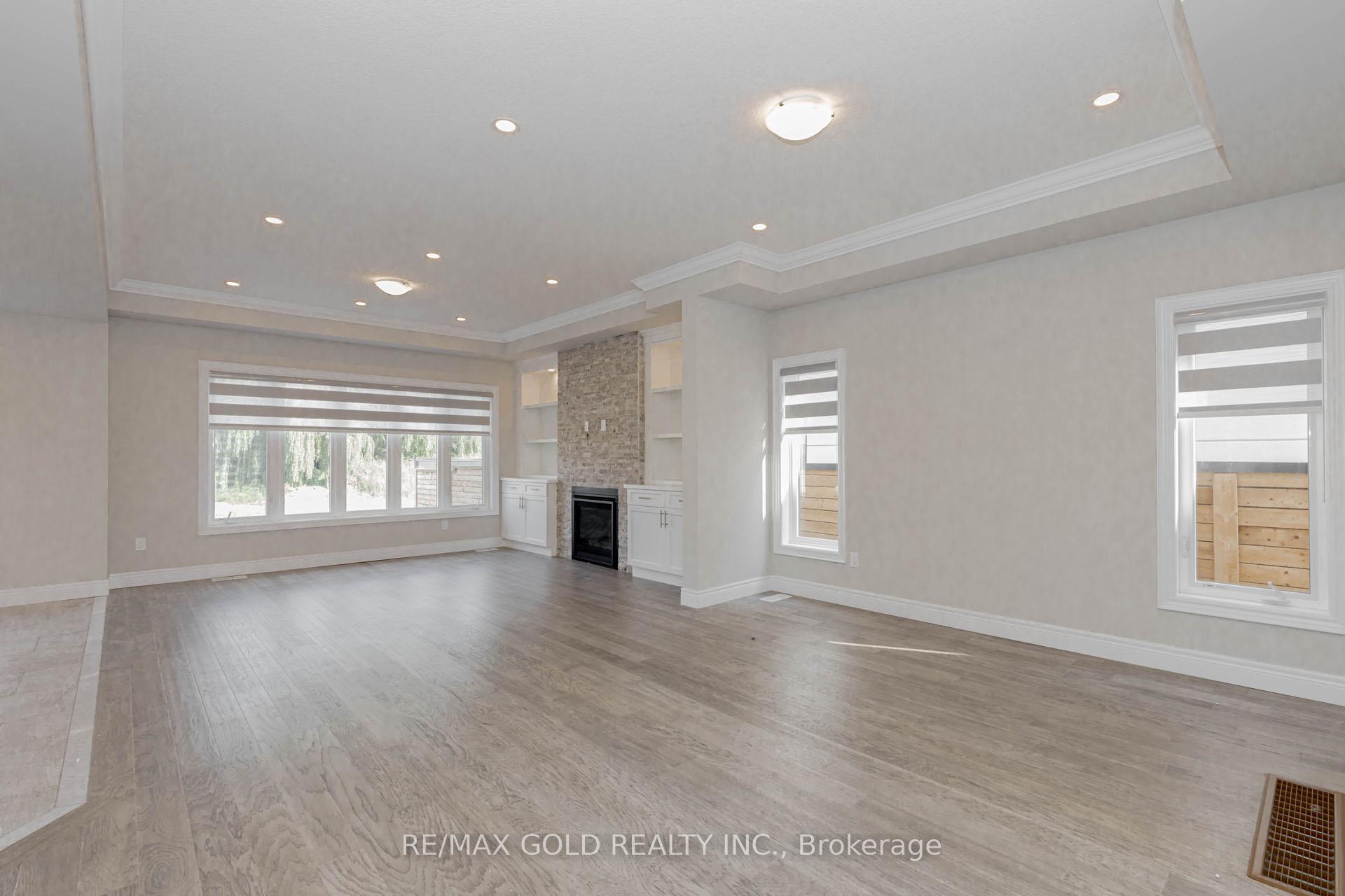 Photo 6 of Unit Upstairs, 61 Eleanor Avenue, Hamilton, Eleanor — HOMEH