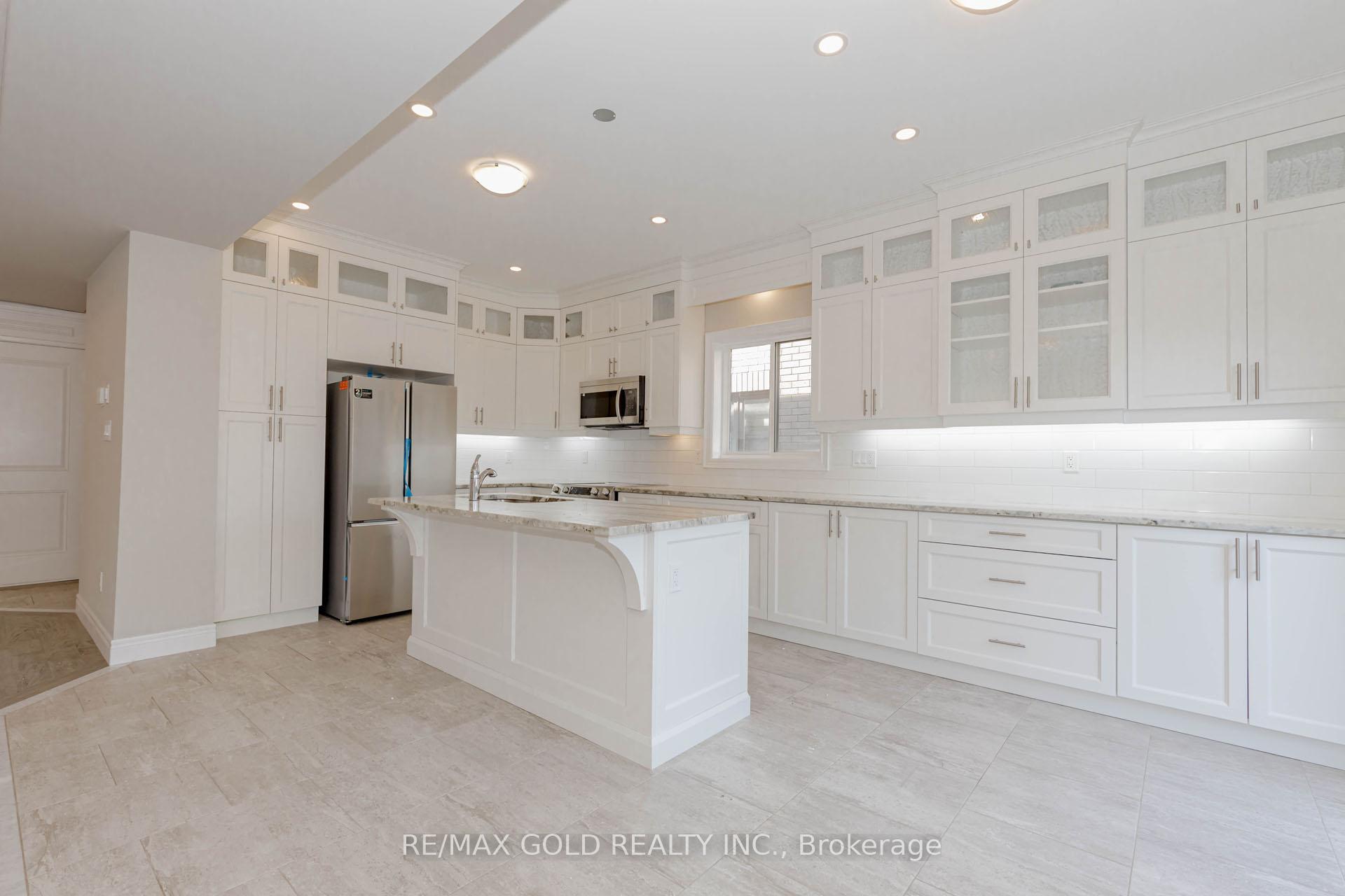 Photo 15 of Unit Upstairs, 61 Eleanor Avenue, Hamilton, Eleanor — HOMEH