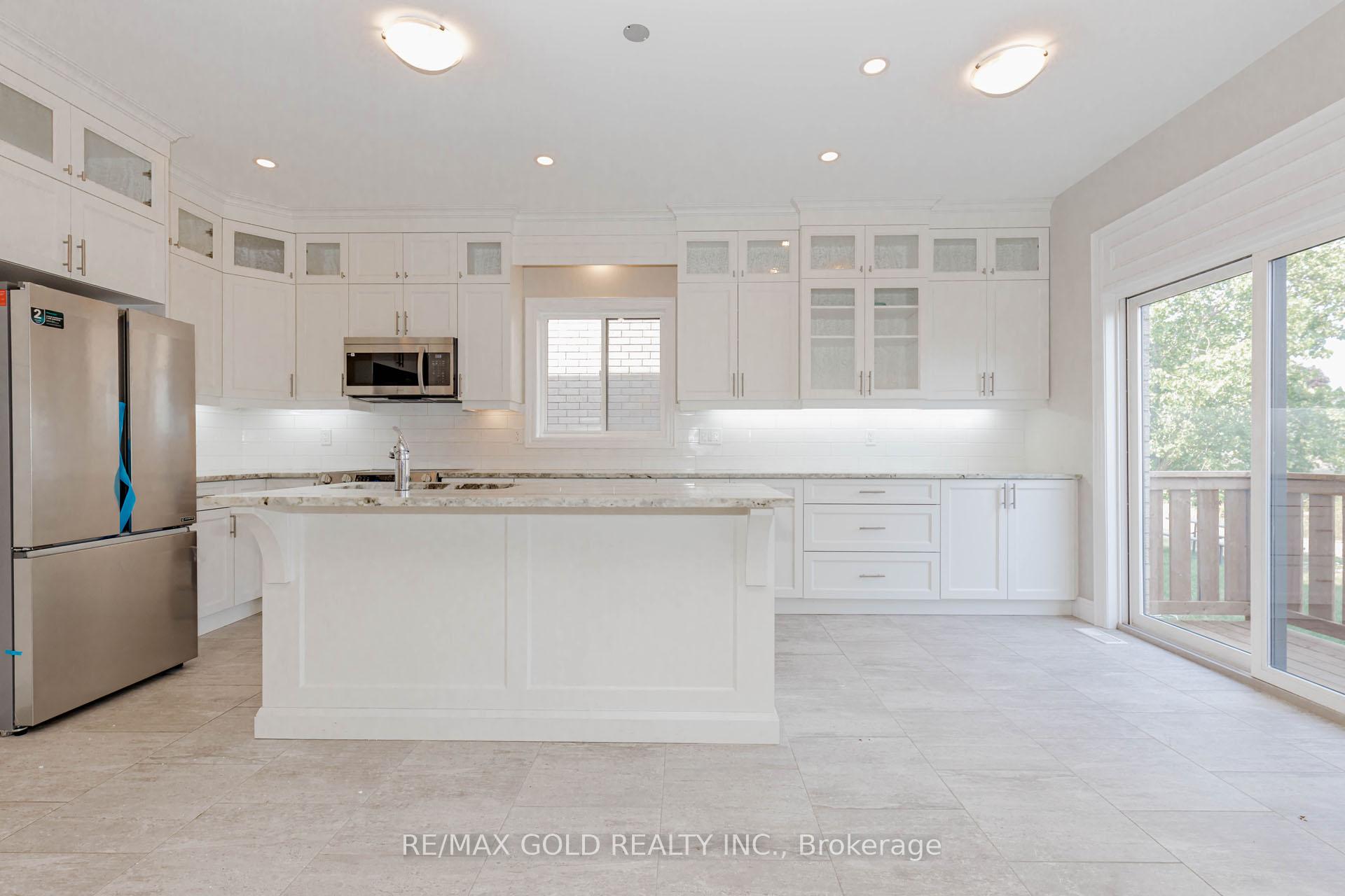 Photo 16 of Unit Upstairs, 61 Eleanor Avenue, Hamilton, Eleanor — HOMEH