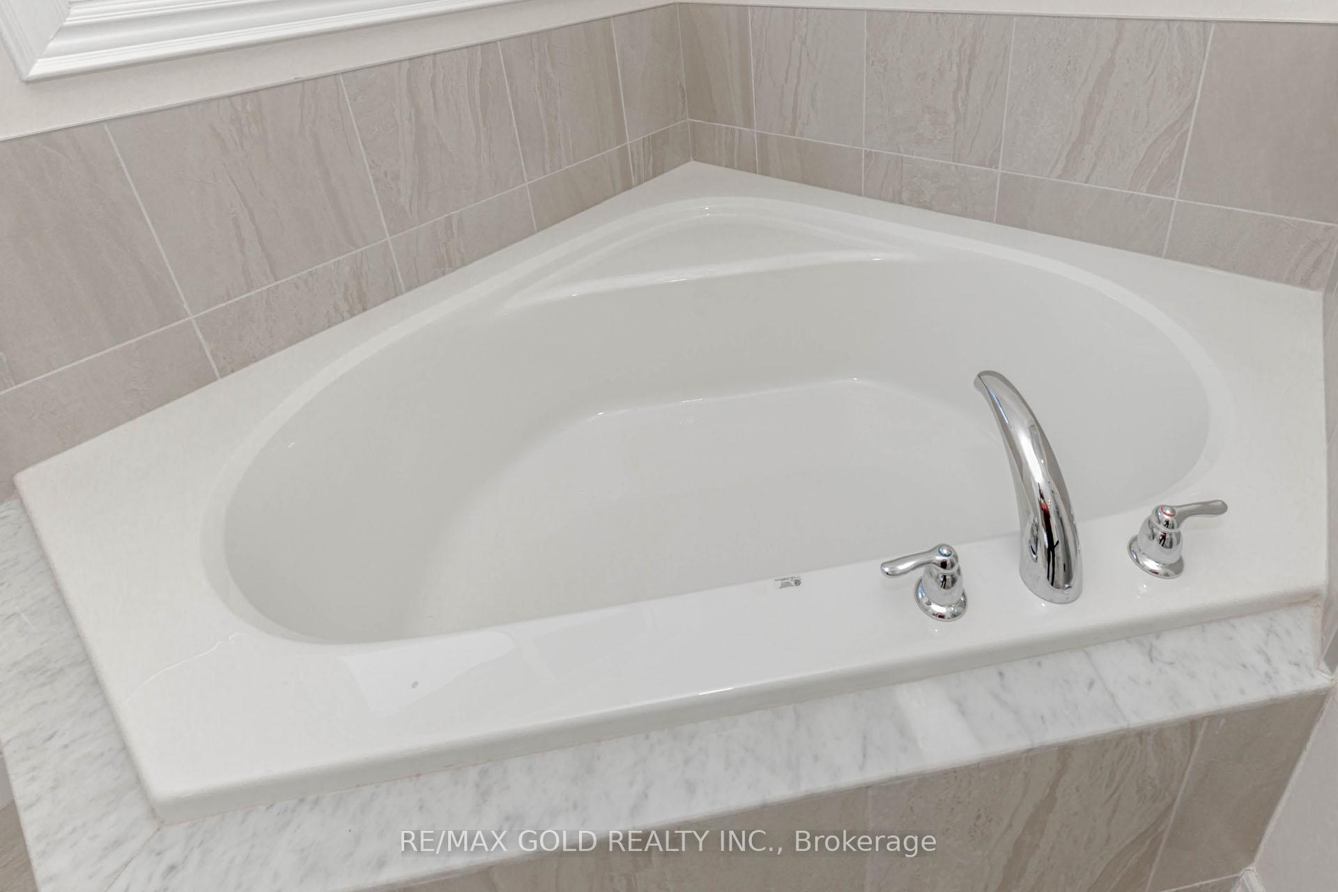 Photo 36 of Unit Upstairs, 61 Eleanor Avenue, Hamilton, Eleanor — HOMEH