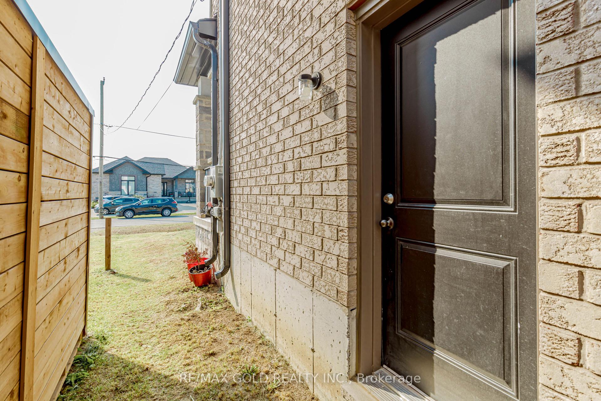 Photo 45 of Unit Upstairs, 61 Eleanor Avenue, Hamilton, Eleanor — HOMEH