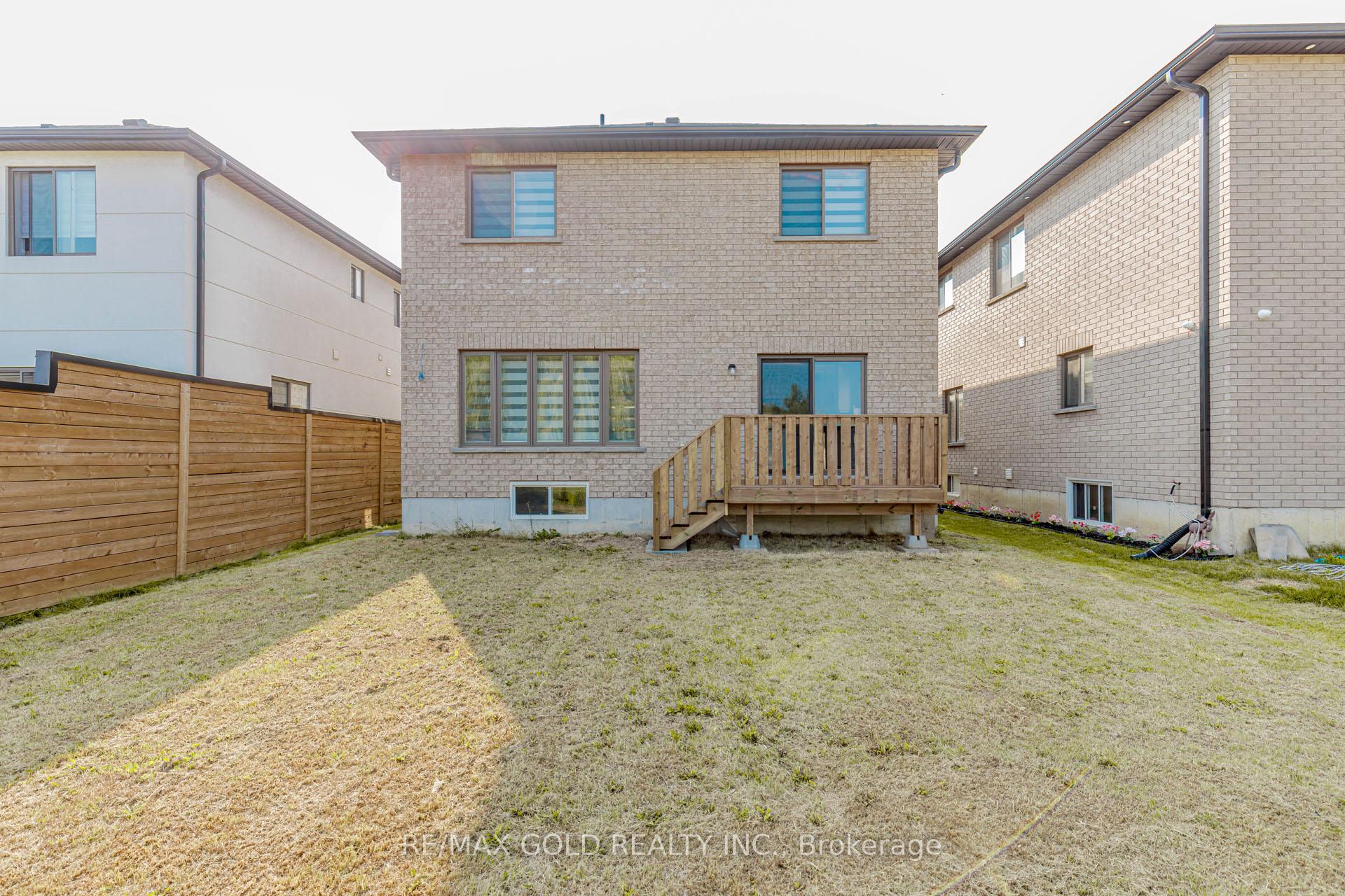 Photo 49 of Unit Upstairs, 61 Eleanor Avenue, Hamilton, Eleanor — HOMEH