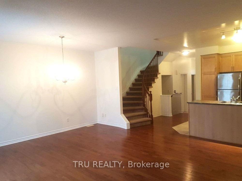 Photo 6 of 124 Windance Crescent, Ottawa, Kanata - Morgan's Grant/South March — HOMEH