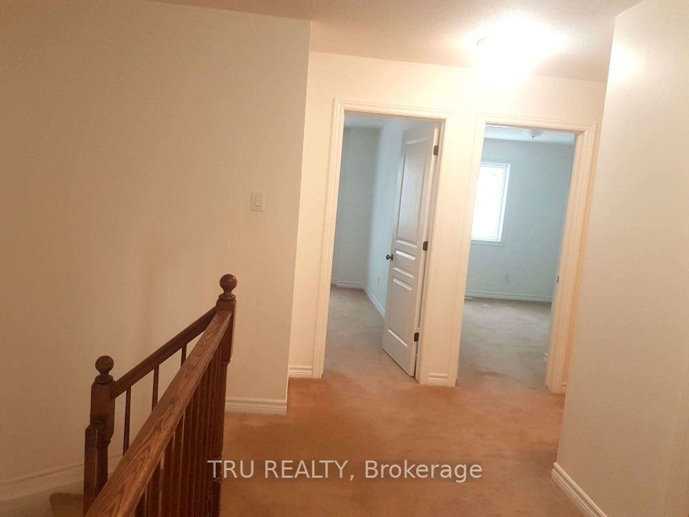 Photo 8 of 124 Windance Crescent, Ottawa, Kanata - Morgan's Grant/South March — HOMEH