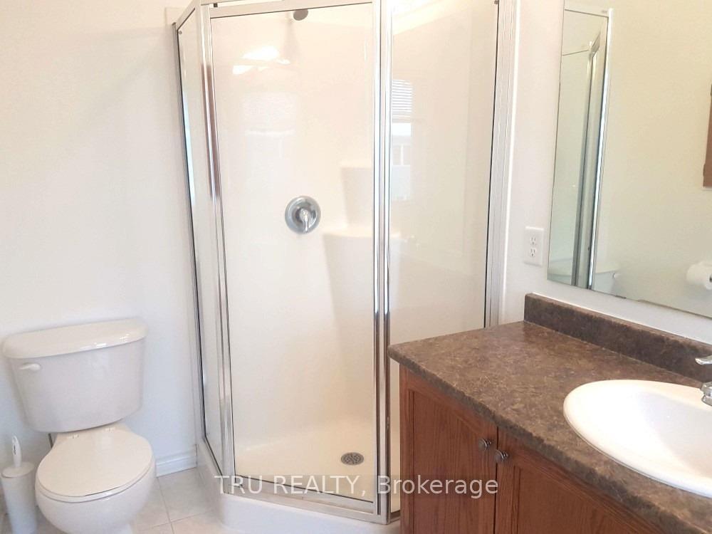 Photo 12 of 124 Windance Crescent, Ottawa, Kanata - Morgan's Grant/South March — HOMEH