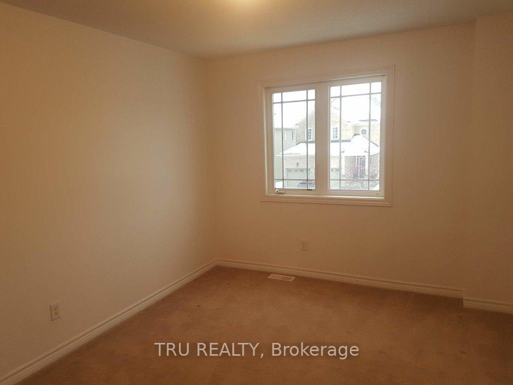Photo 14 of 124 Windance Crescent, Ottawa, Kanata - Morgan's Grant/South March — HOMEH
