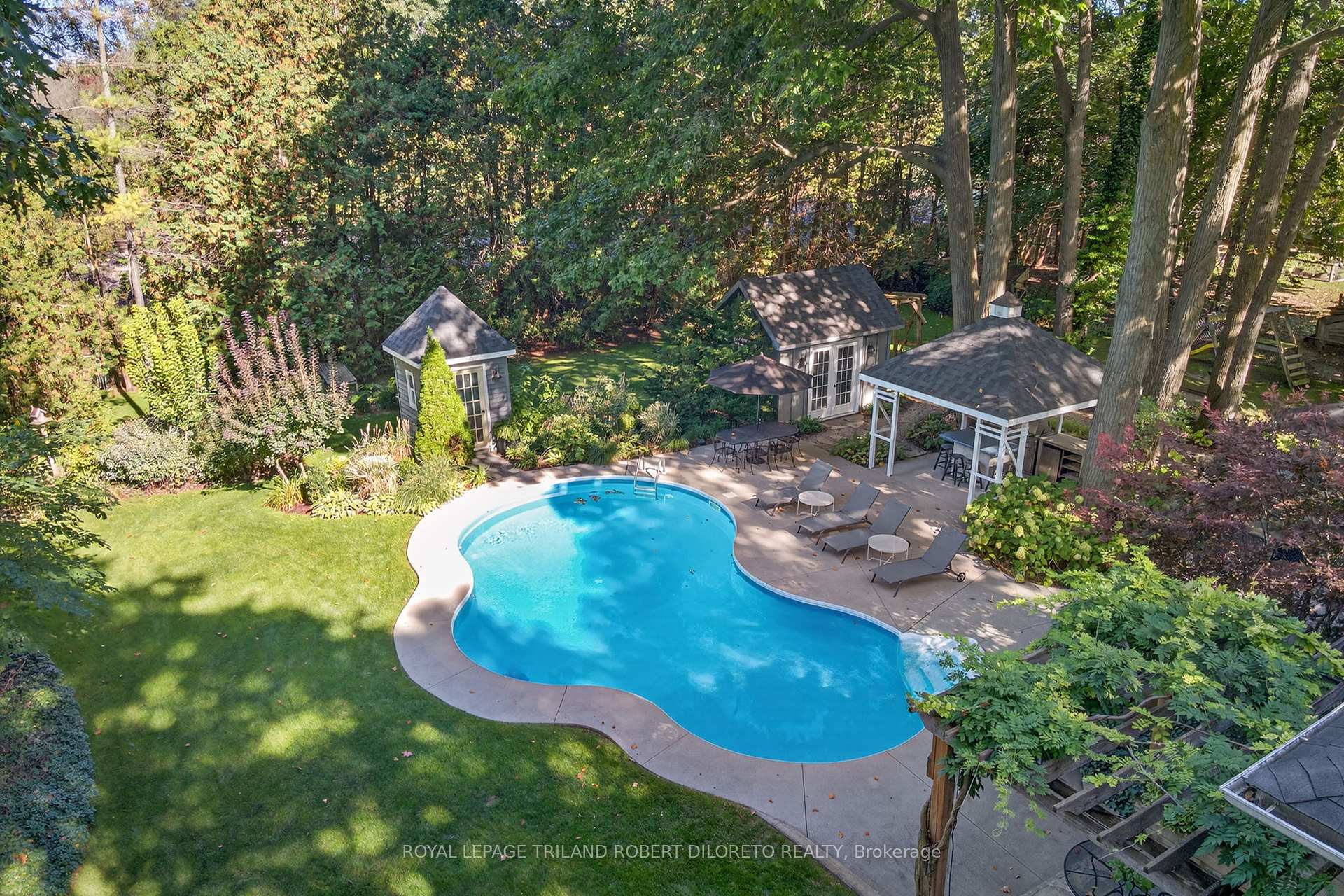 Photo 6 of 139 Union Avenue, Middlesex Centre, Komoka — HOMEH