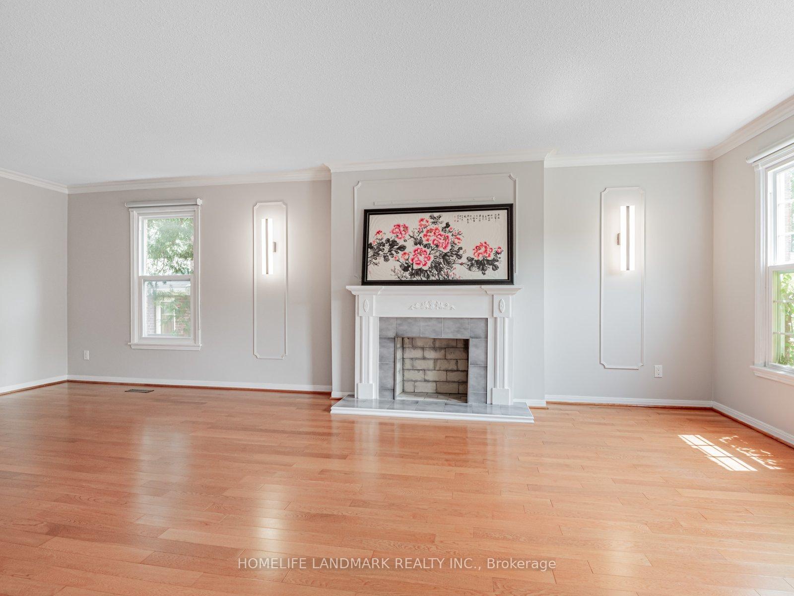 Photo 5 of 16 Briarwood Road, Markham, Unionville — HOMEH