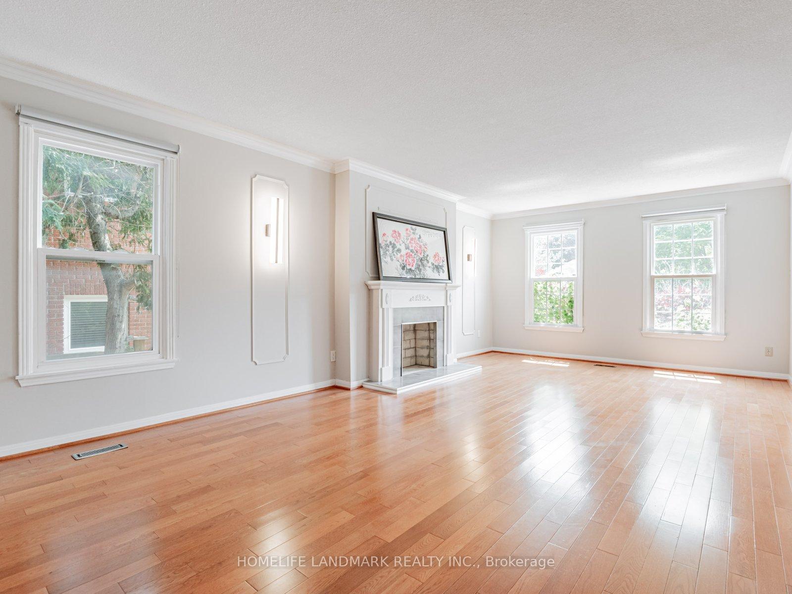 Photo 6 of 16 Briarwood Road, Markham, Unionville — HOMEH