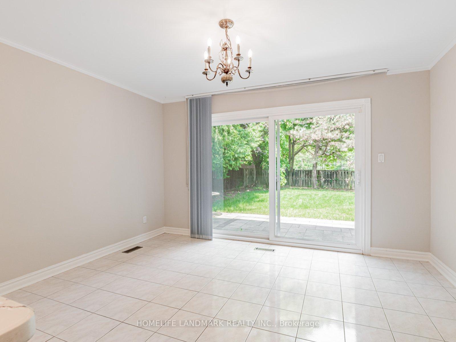 Photo 10 of 16 Briarwood Road, Markham, Unionville — HOMEH