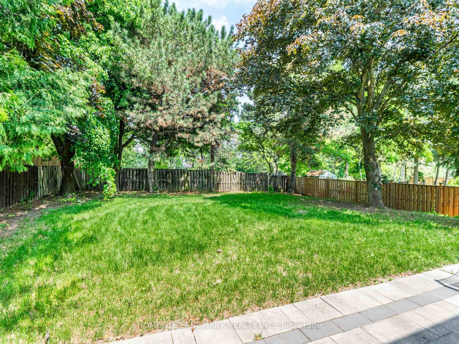 Photo 31 of 16 Briarwood Road, Markham, Unionville — HOMEH