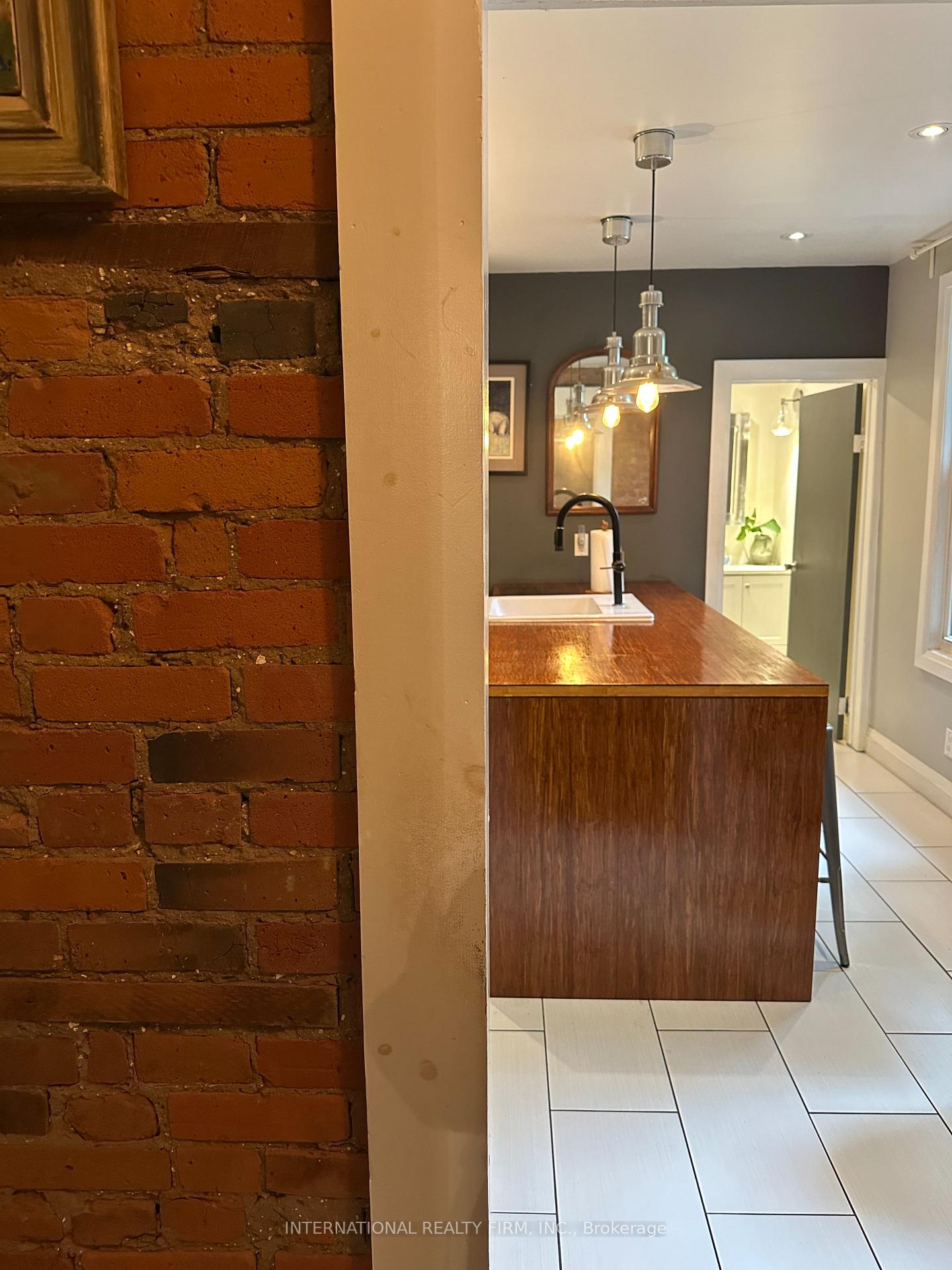 Photo 2 of 65 Canada Street, Hamilton, Kirkendall — HOMEH