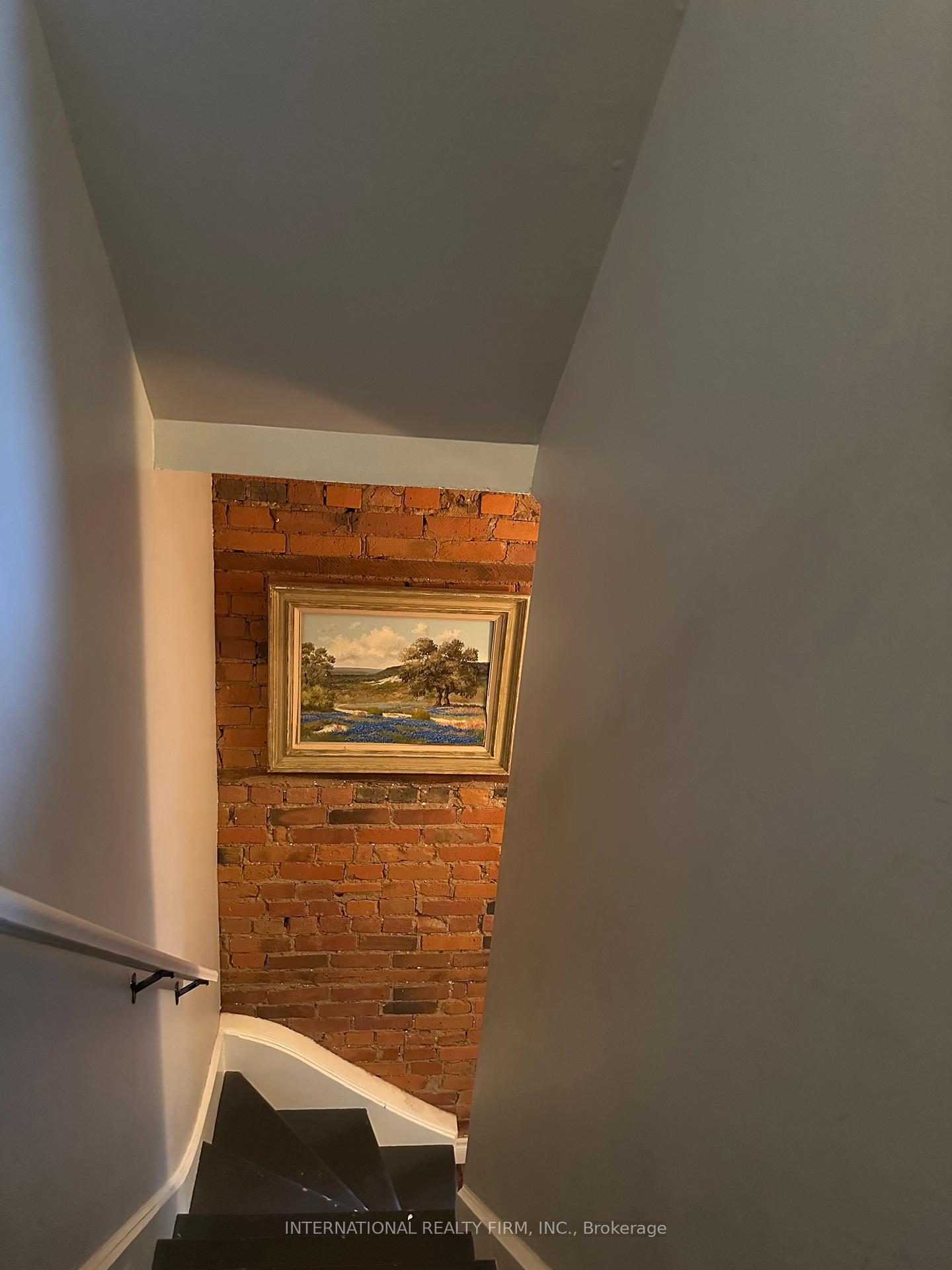 Photo 11 of 65 Canada Street, Hamilton, Kirkendall — HOMEH