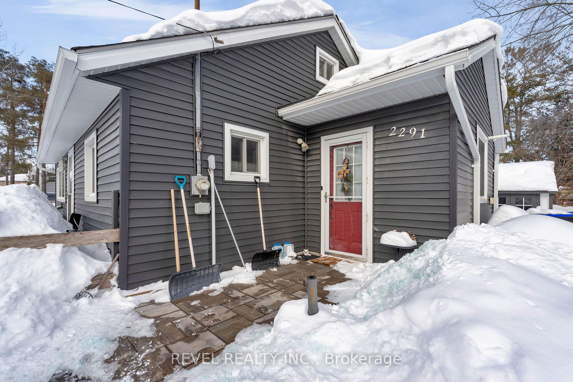 Photo 5 of 2291 25 Side Road, Innisfil, Alcona — HOMEH